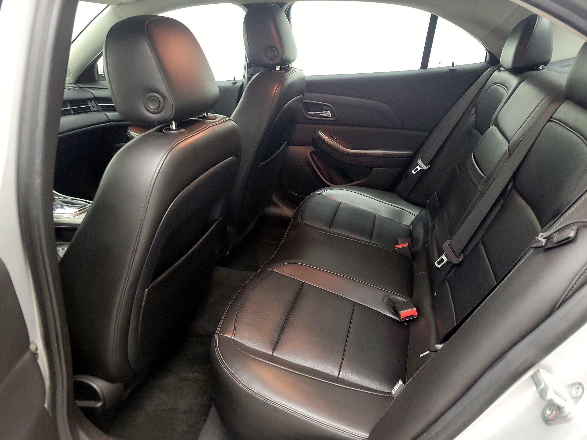 Thumbnail: 2013 Chevrolet Malibu - 18