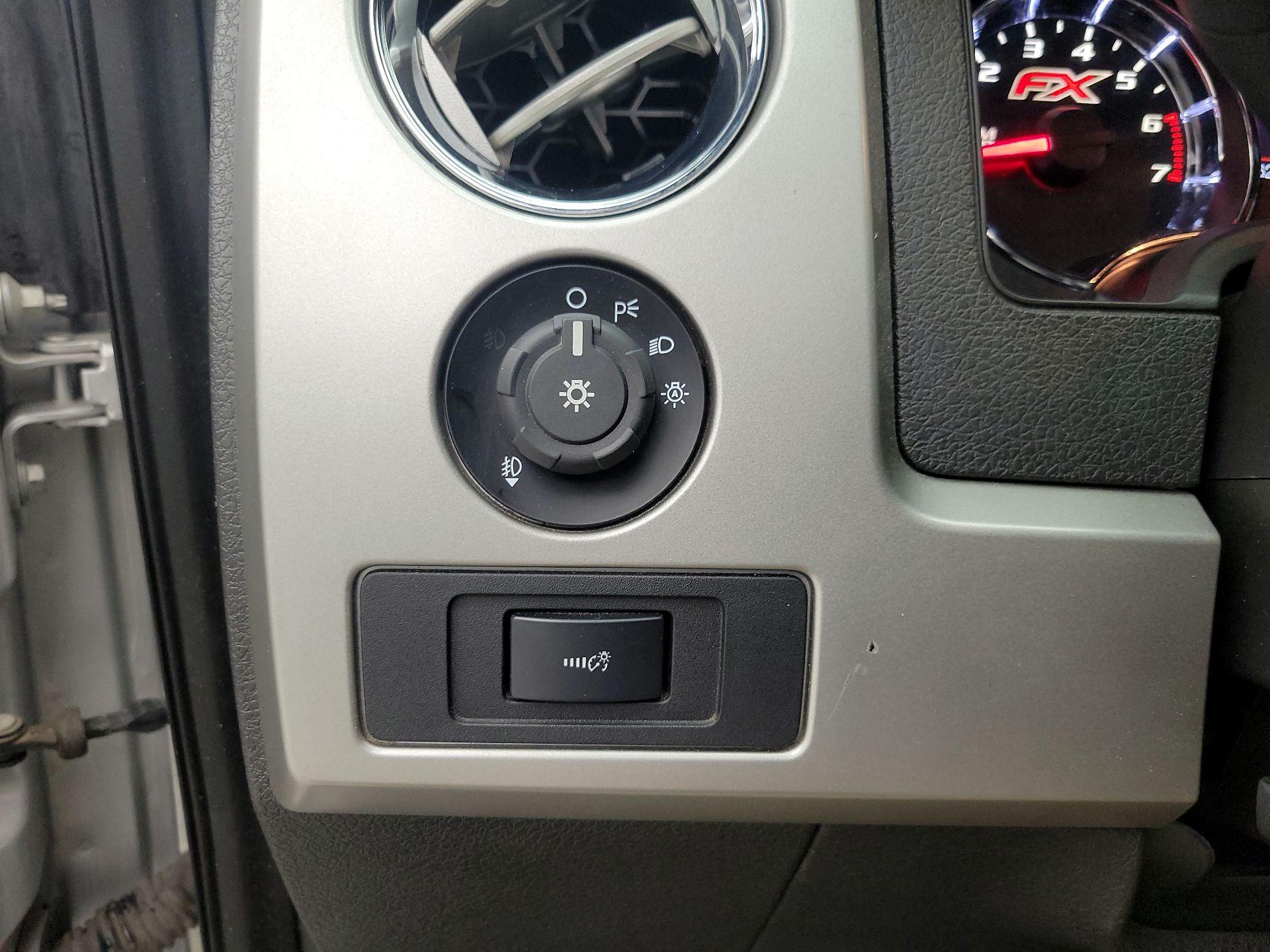 Thumbnail: 2014 Ford F-150 - 13