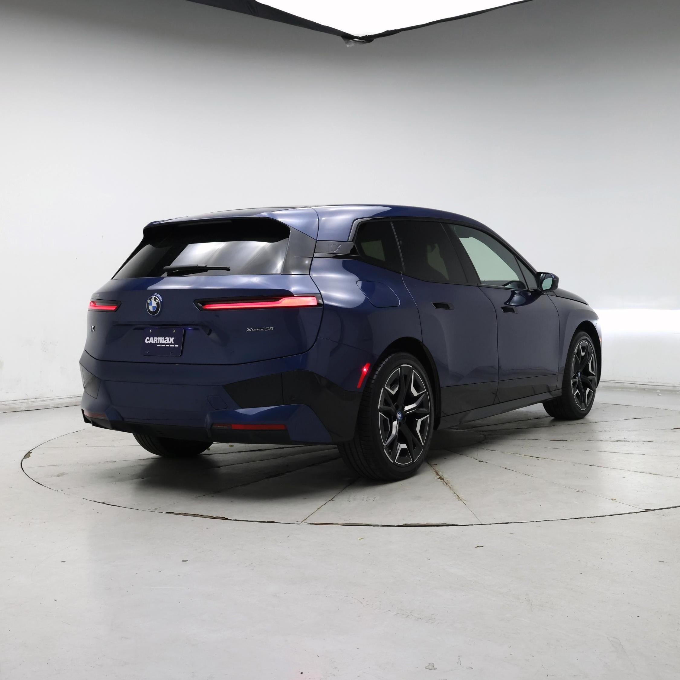 Thumbnail: 2022 BMW iX - 8