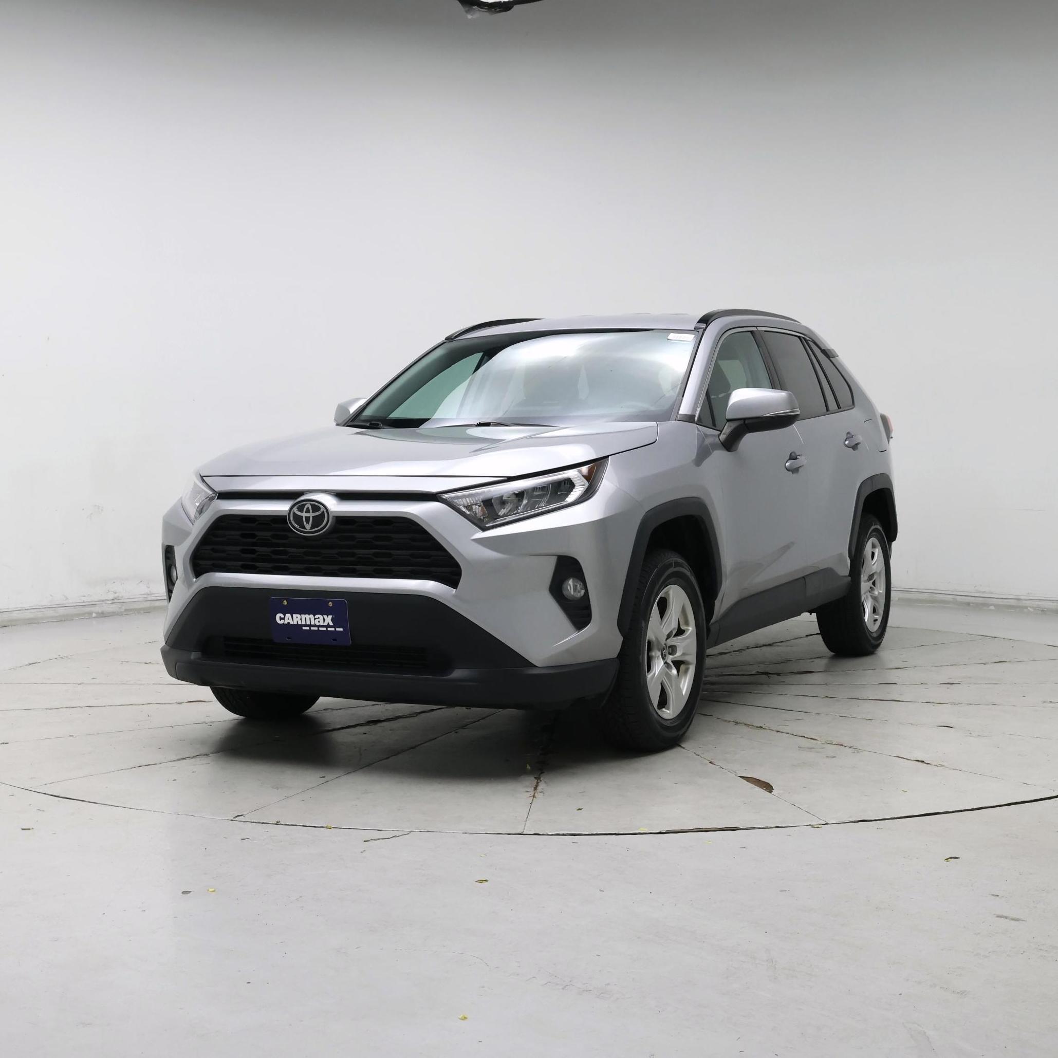 Thumbnail: 2020 Toyota RAV4 - 4
