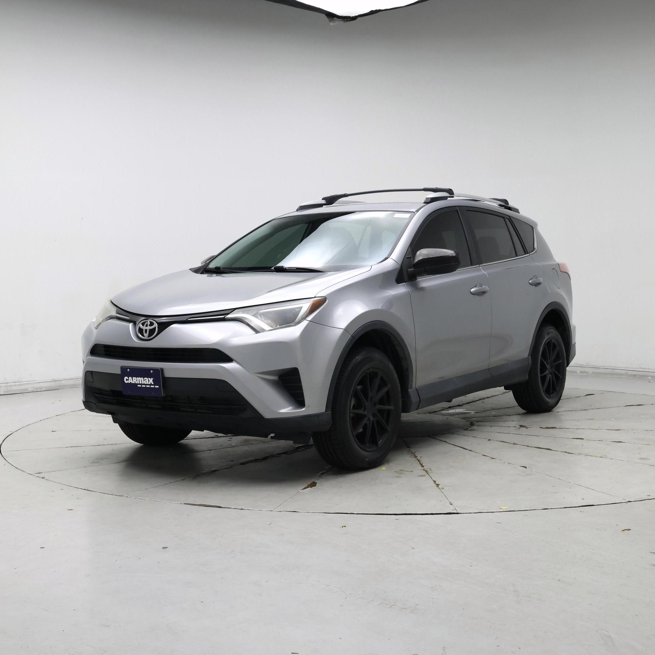Thumbnail: 2016 Toyota RAV4 - 4