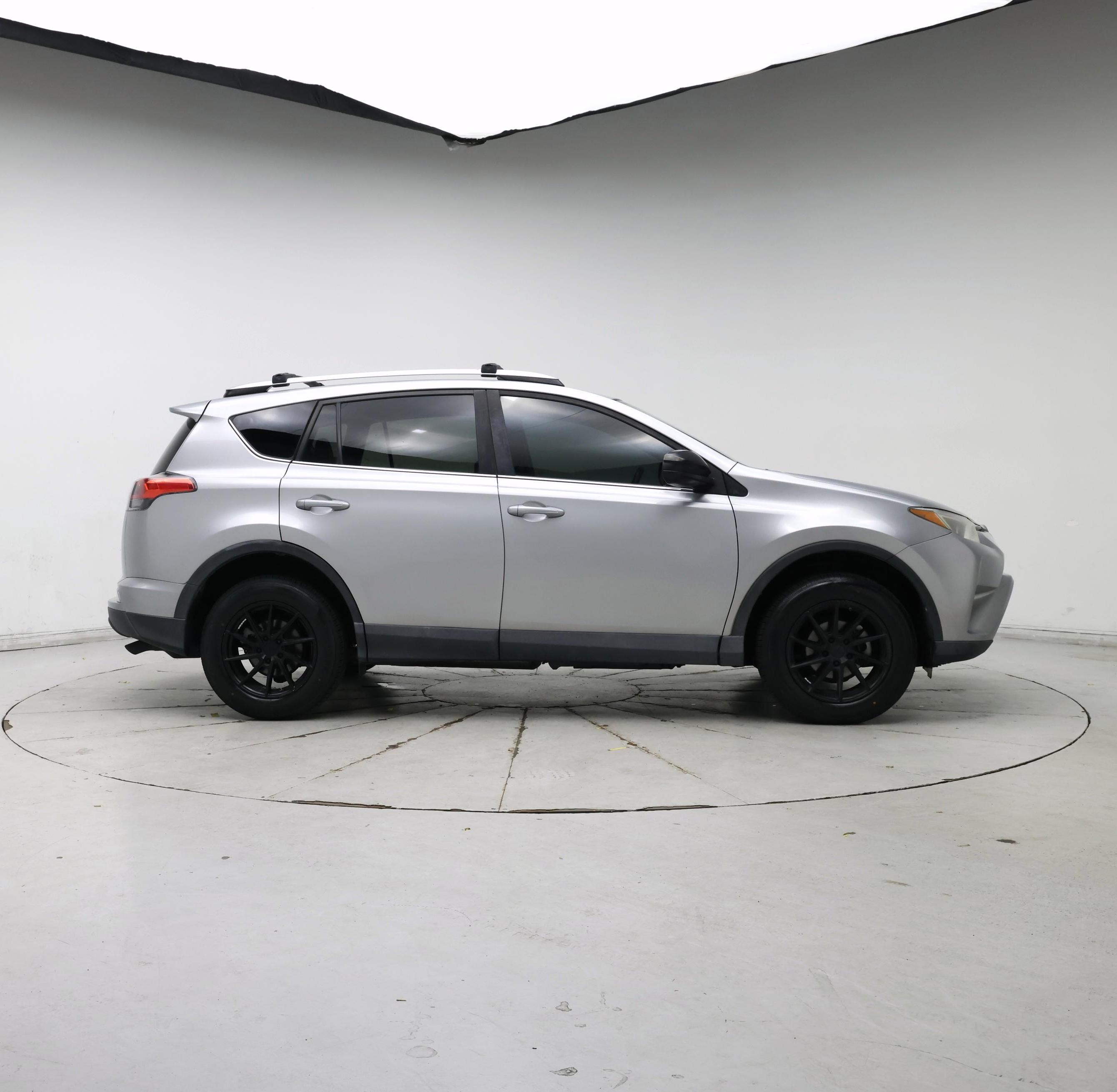 Thumbnail: 2016 Toyota RAV4 - 7