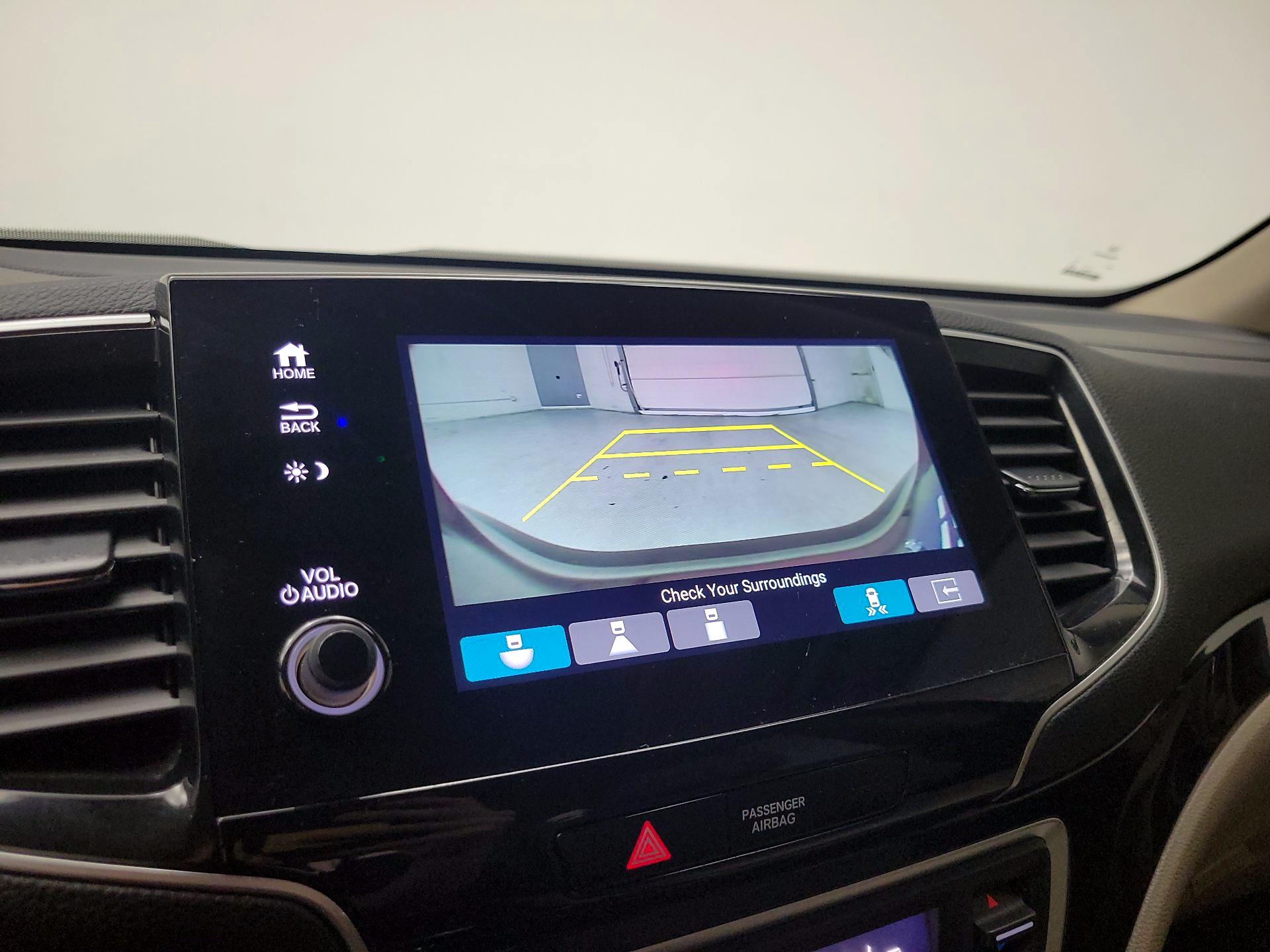 Thumbnail: 2021 Honda Pilot - 15
