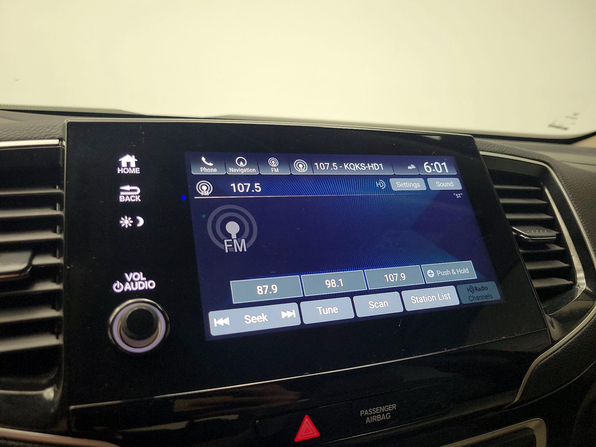 Thumbnail: 2021 Honda Pilot - 16