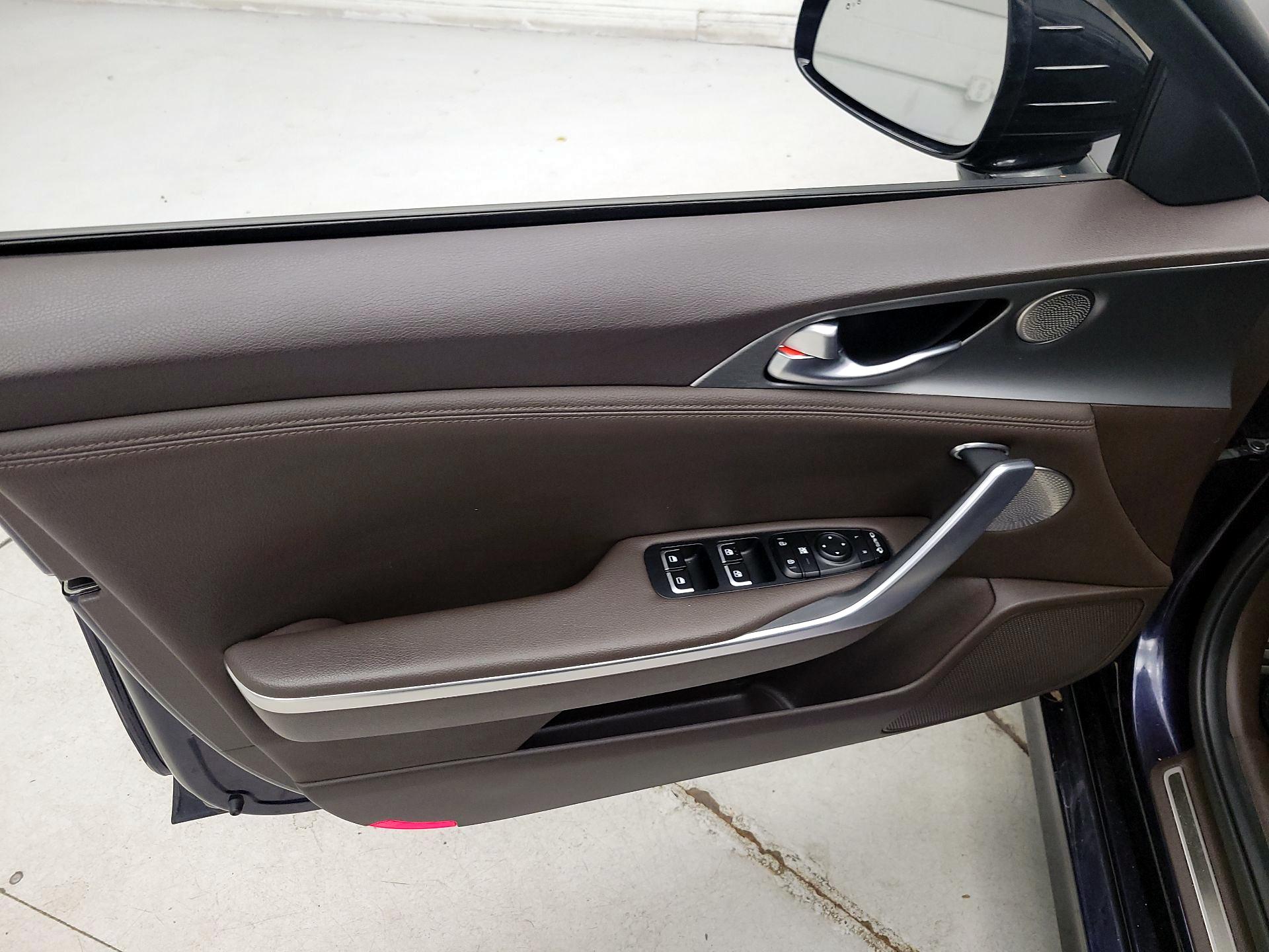 Thumbnail: 2020 Kia Stinger - 12