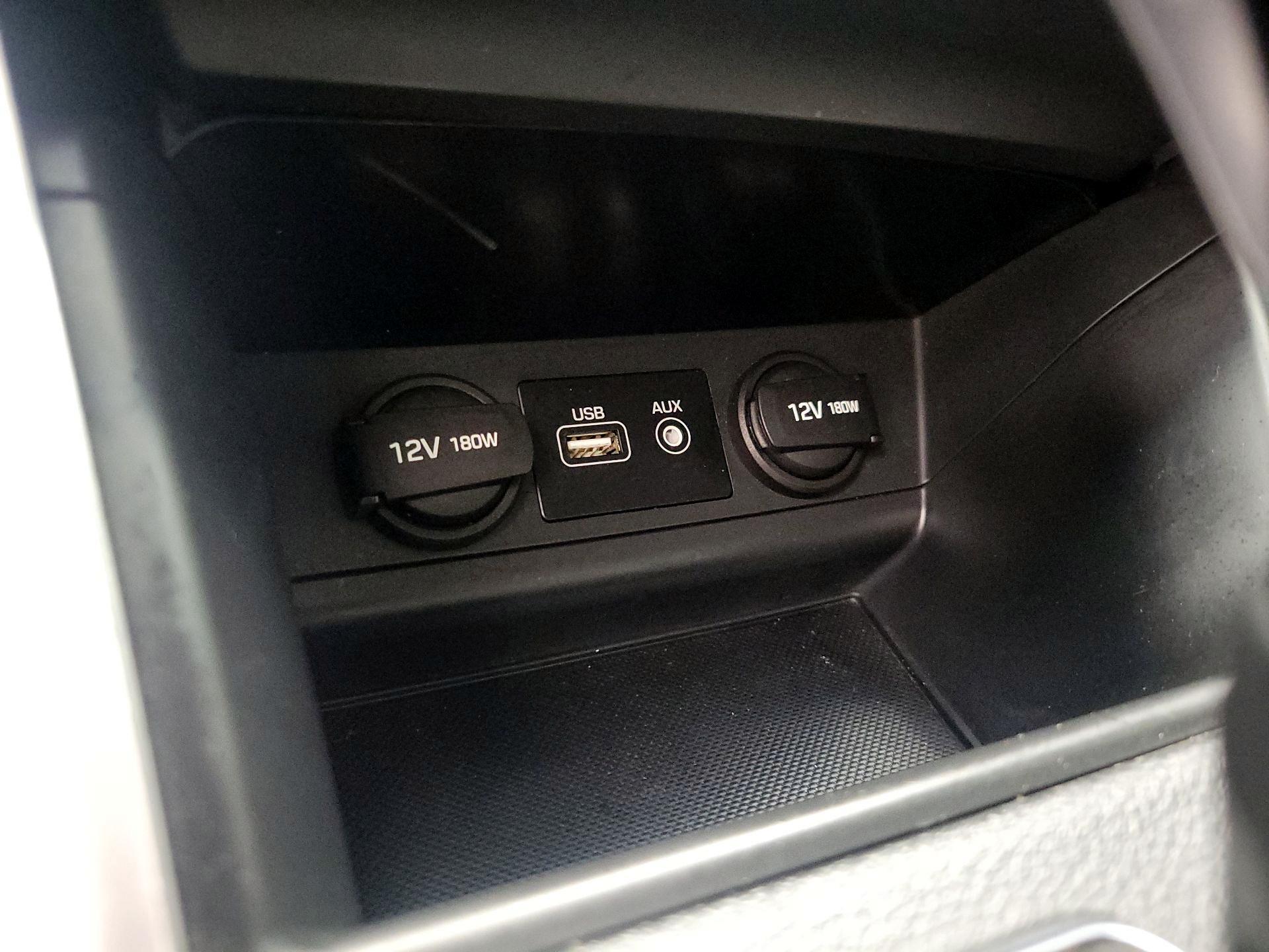 Thumbnail: 2016 Hyundai Sonata - 19