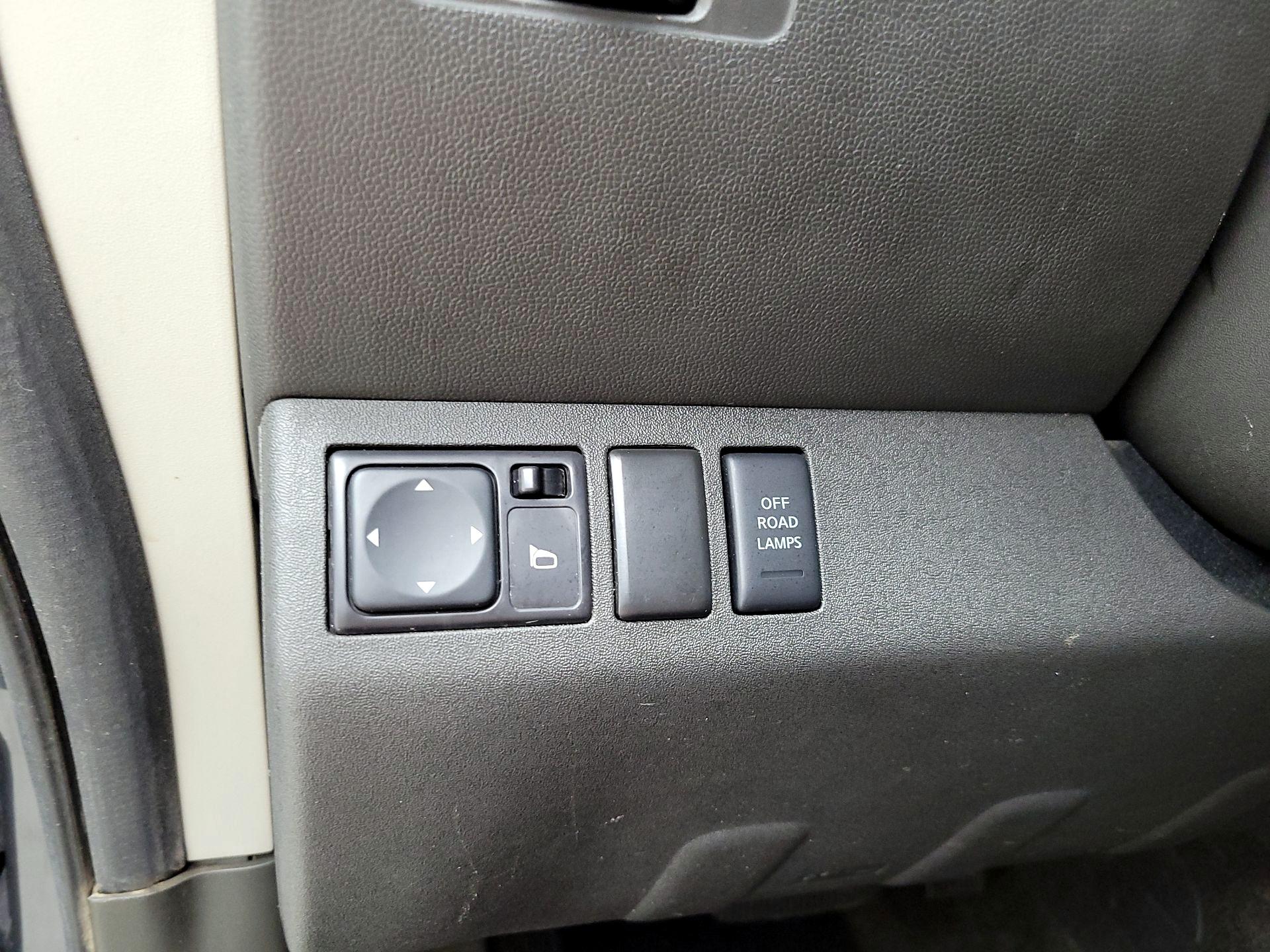 Thumbnail: 2014 Nissan Xterra - 13