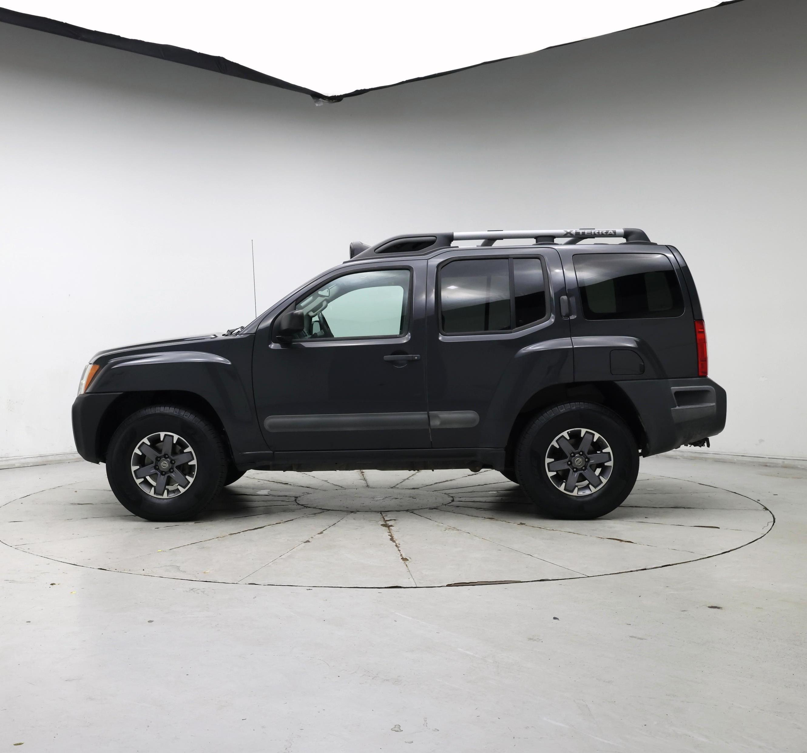 Thumbnail: 2014 Nissan Xterra - 3