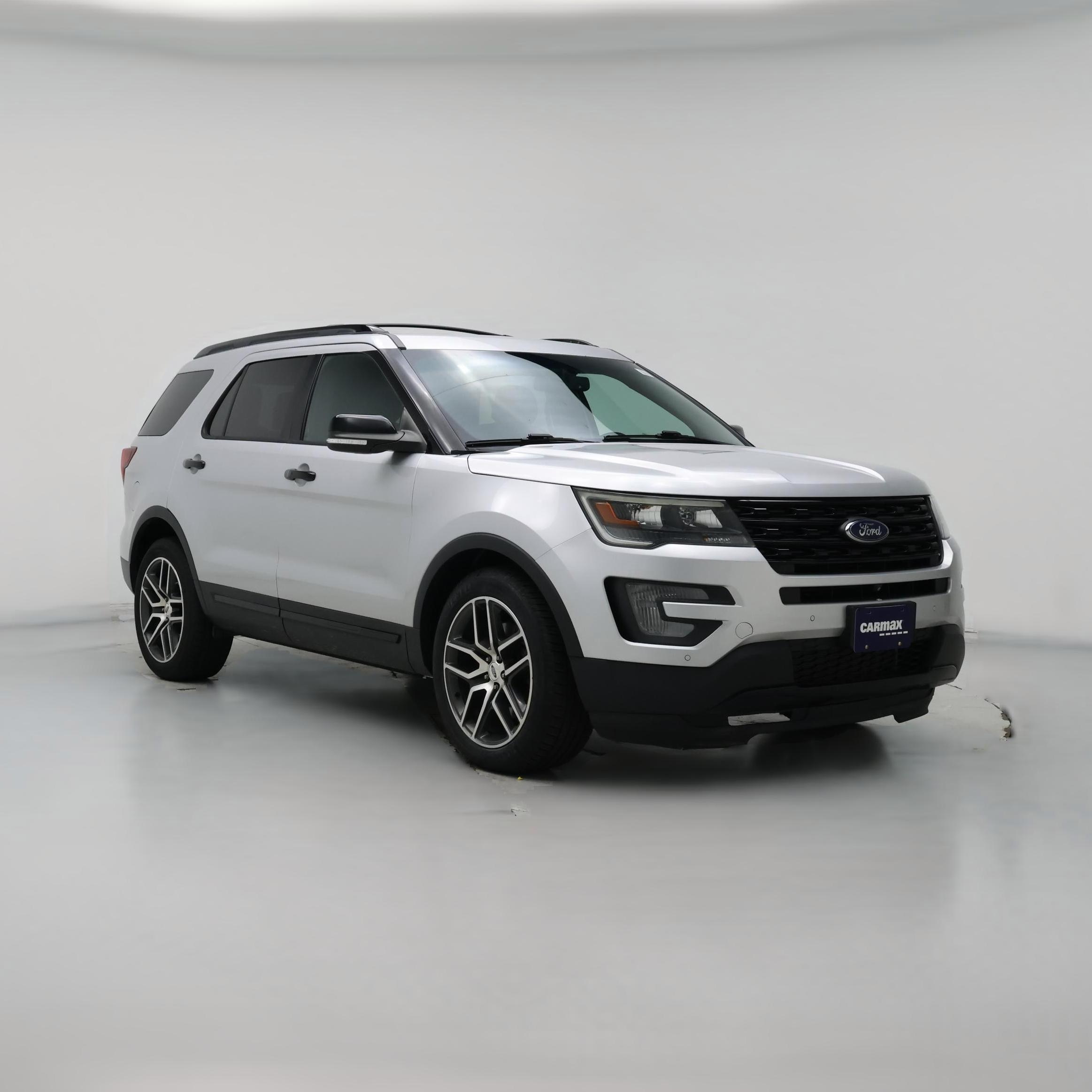 Thumbnail: 2016 Ford Explorer - 1