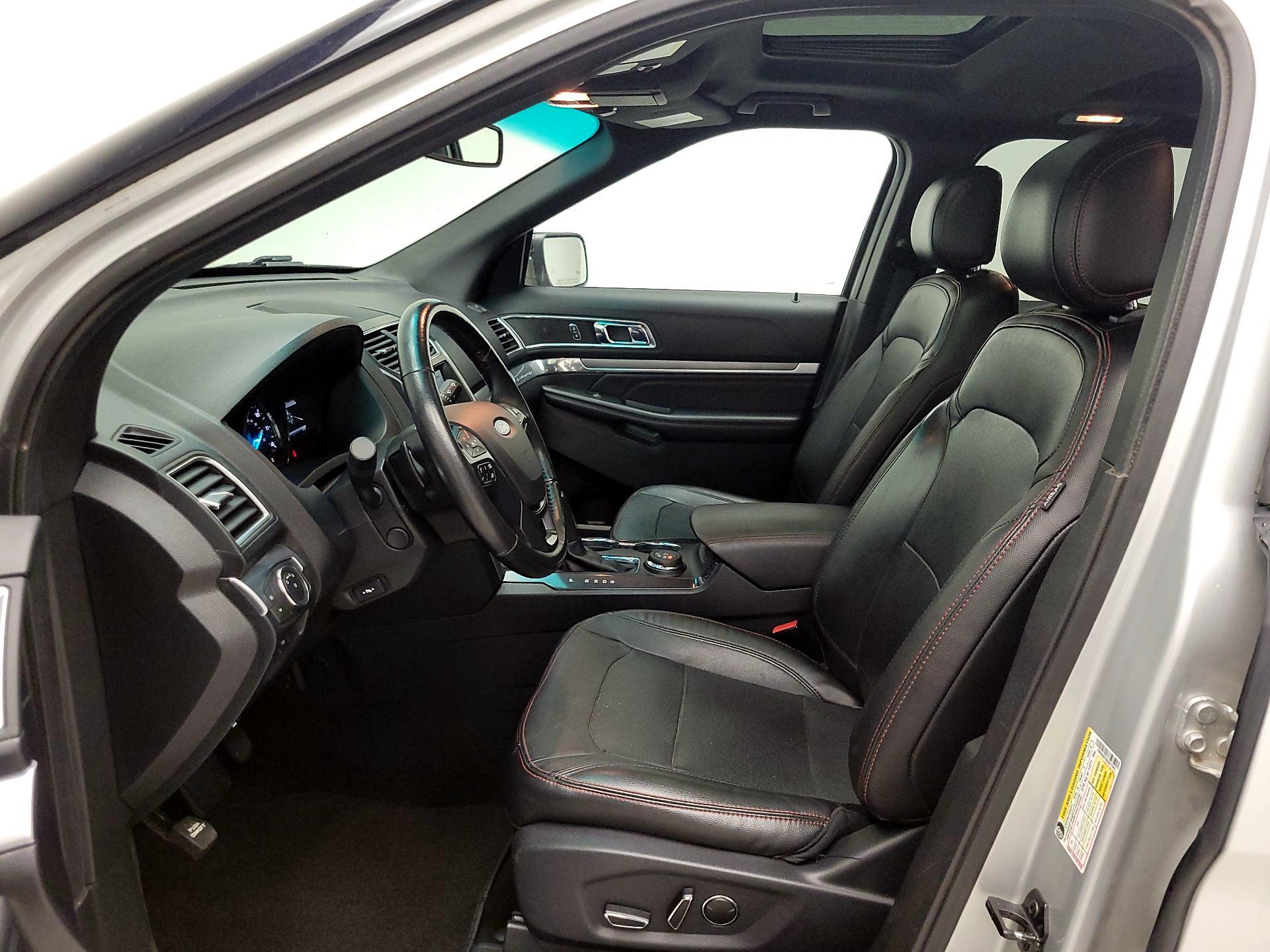 Thumbnail: 2016 Ford Explorer - 11