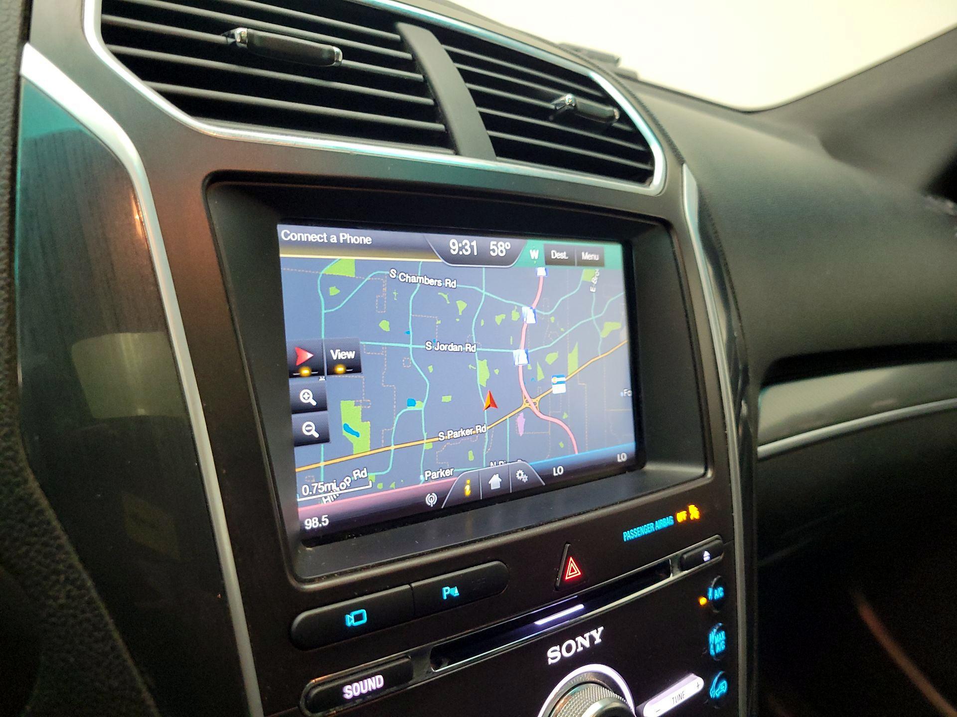 Thumbnail: 2016 Ford Explorer - 14