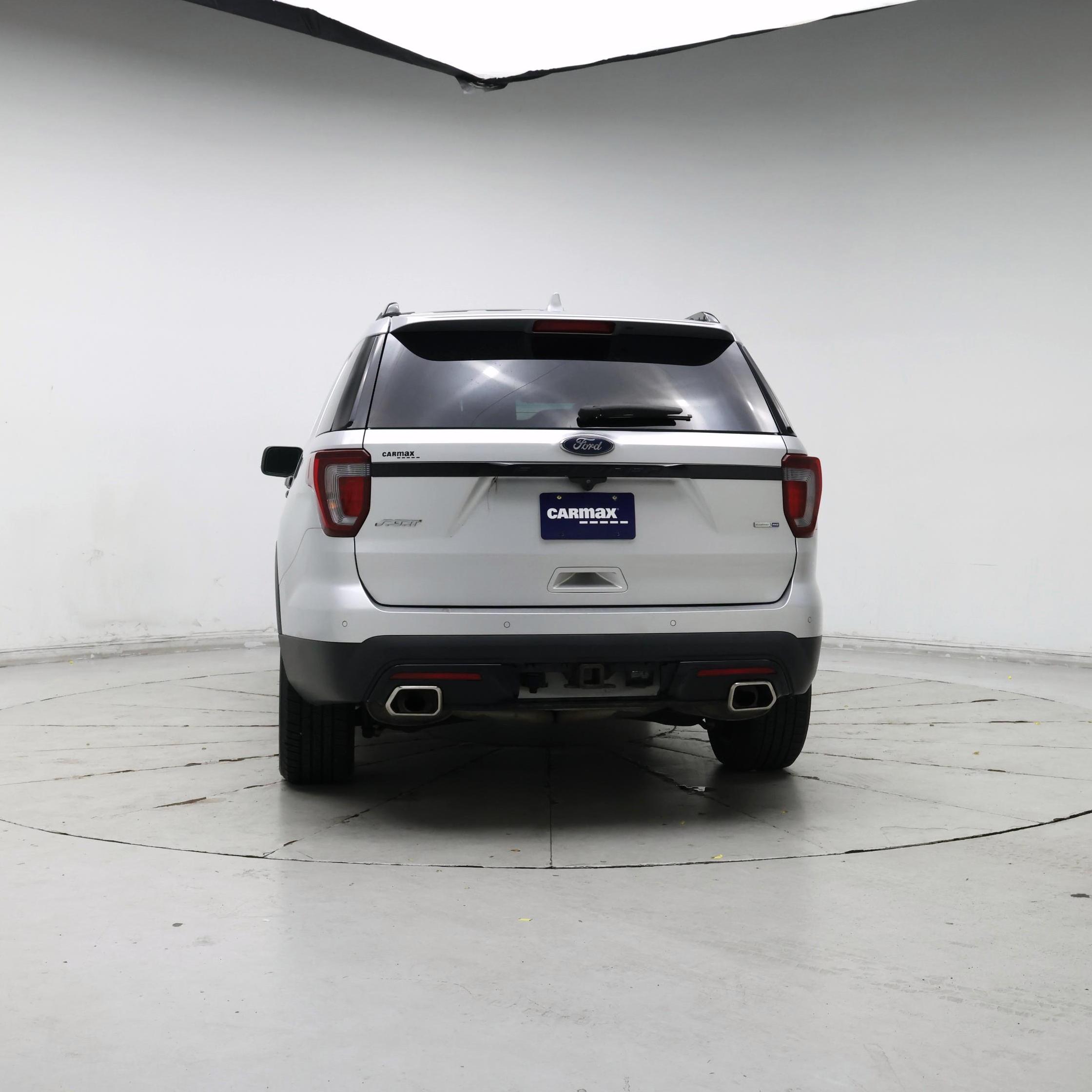 Thumbnail: 2016 Ford Explorer - 6