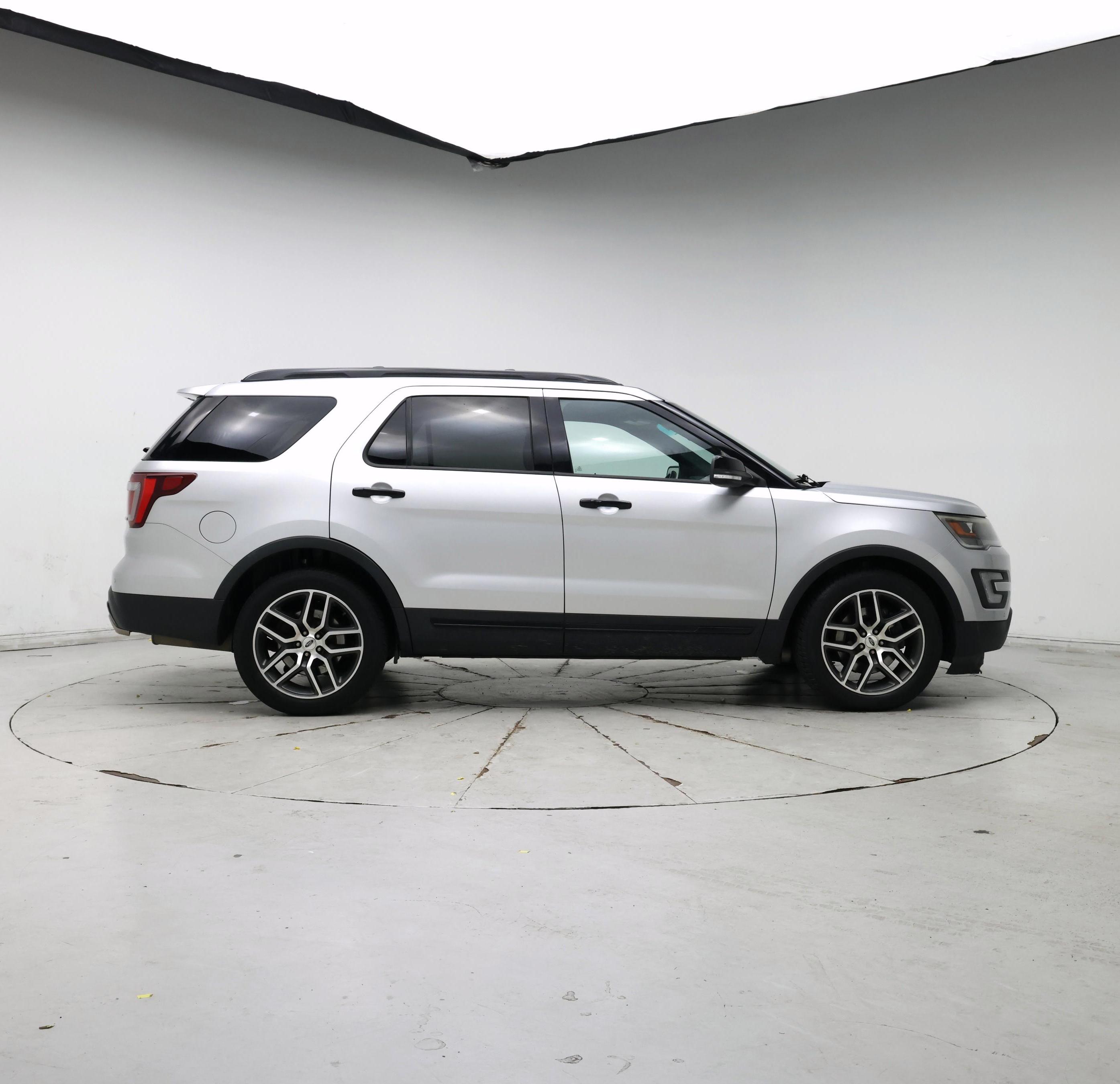 Thumbnail: 2016 Ford Explorer - 7