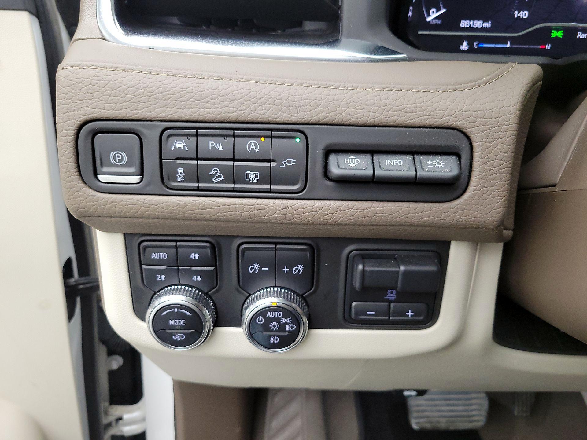 Thumbnail: 2022 GMC Yukon XL - 13