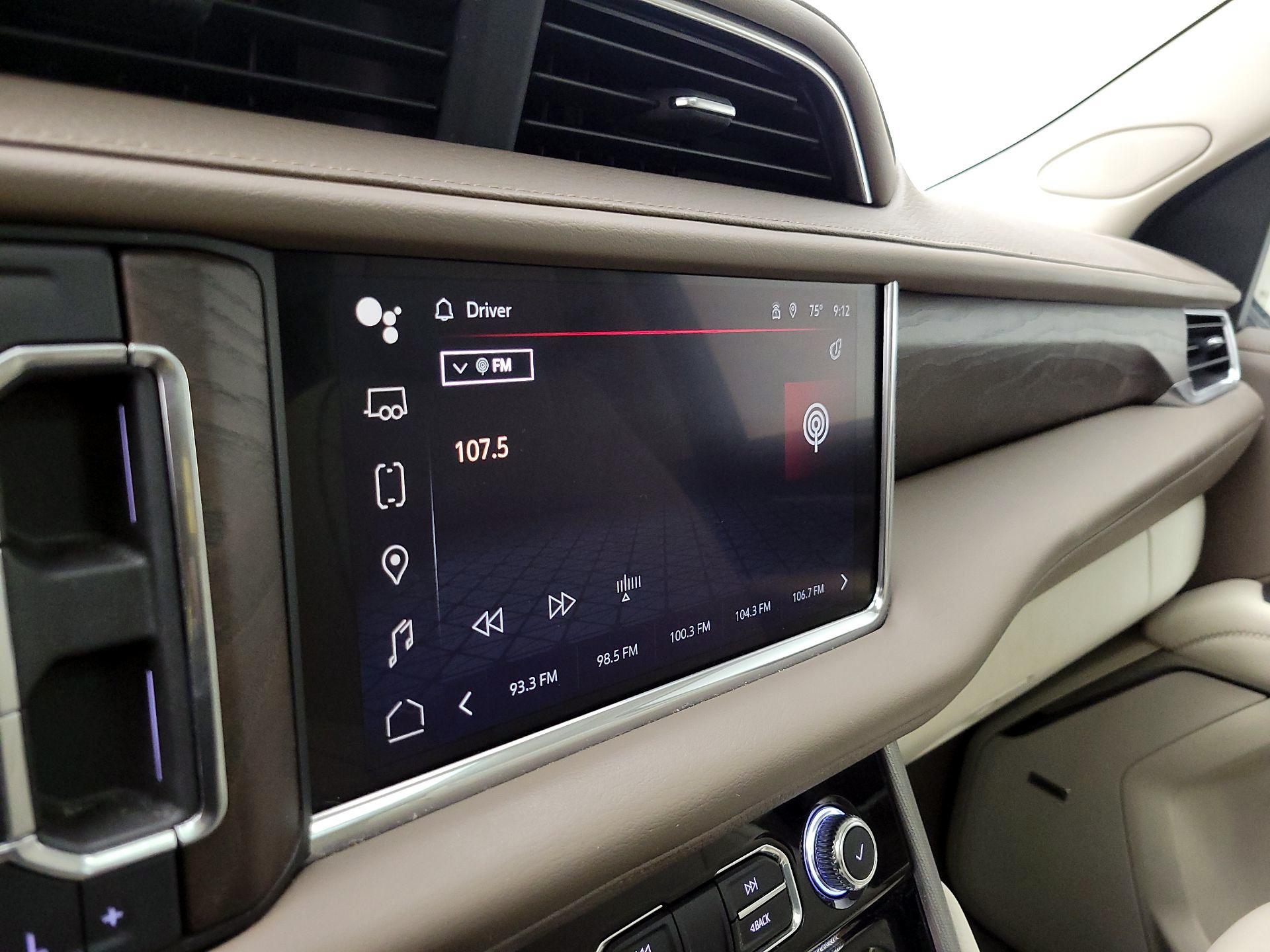 Thumbnail: 2022 GMC Yukon XL - 16