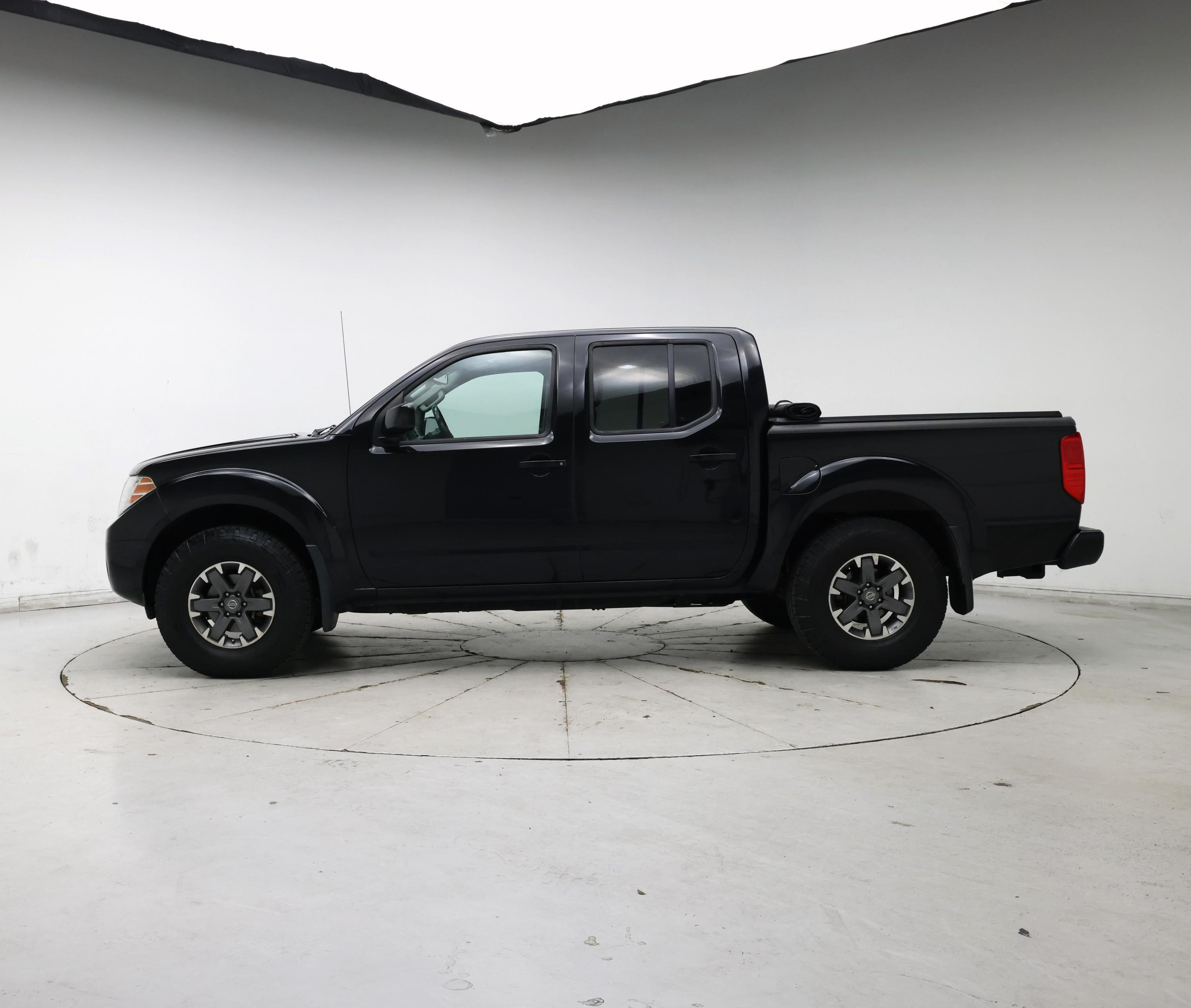 Thumbnail: 2016 Nissan Frontier - 3
