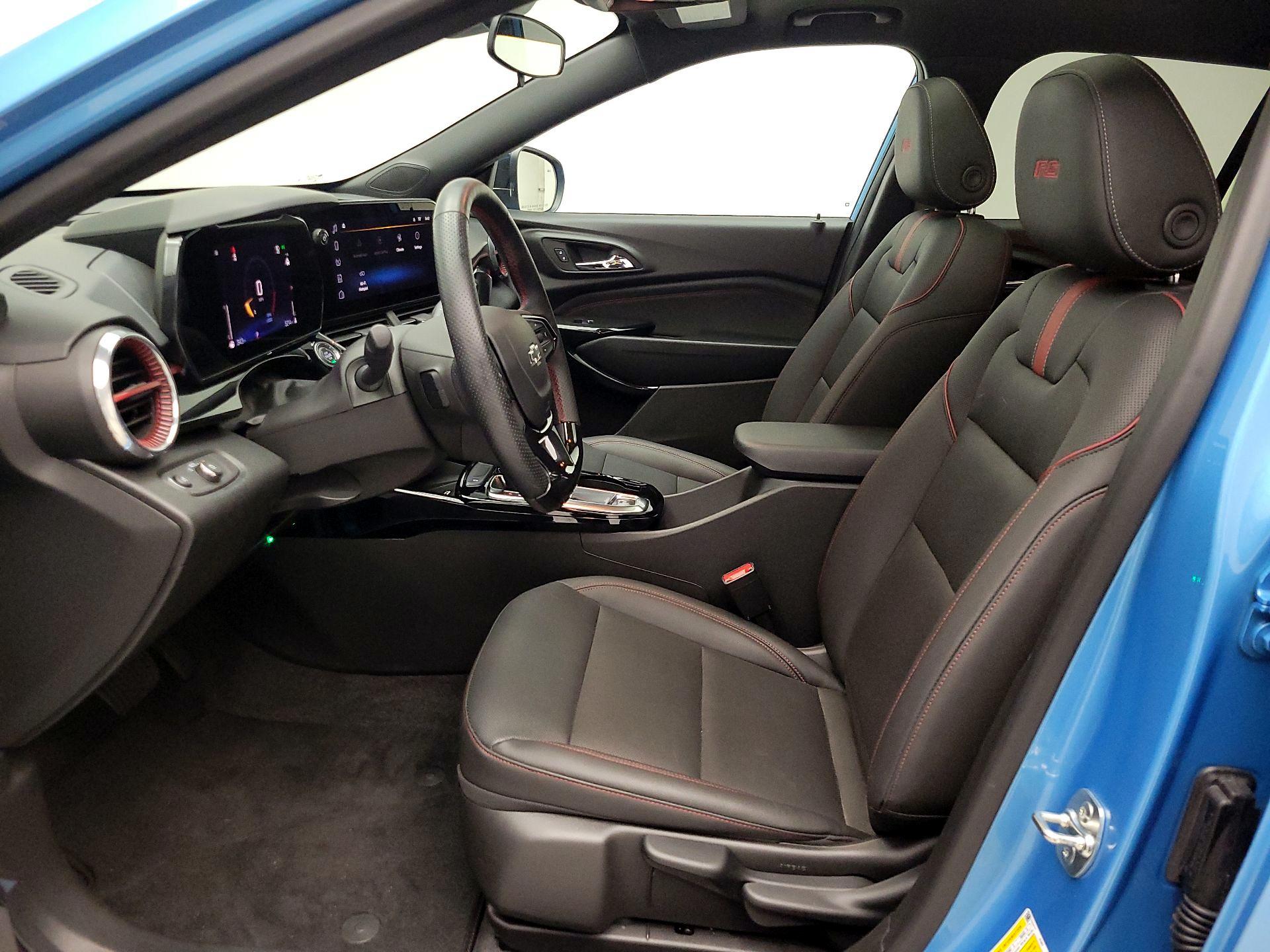 Thumbnail: 2025 Chevrolet Trax - 11