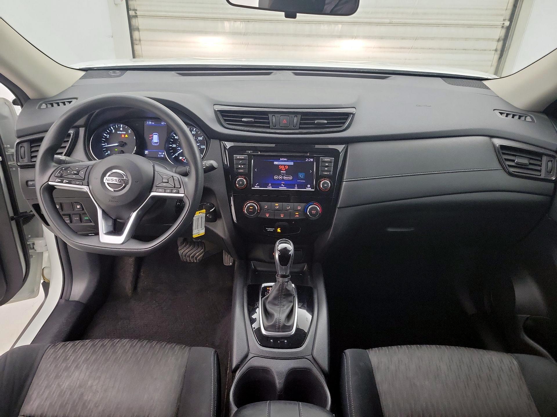Thumbnail: 2020 Nissan Rogue - 8