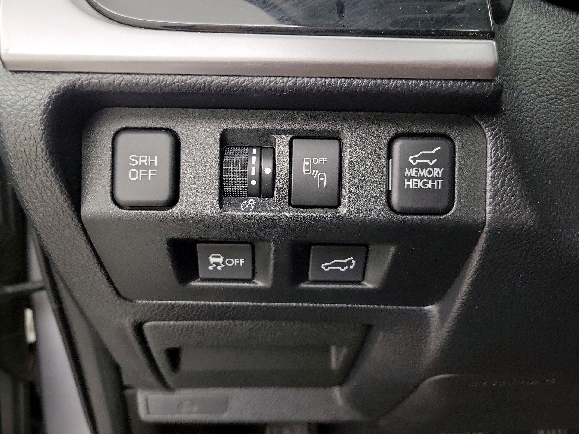 Thumbnail: 2017 Subaru Forester - 13