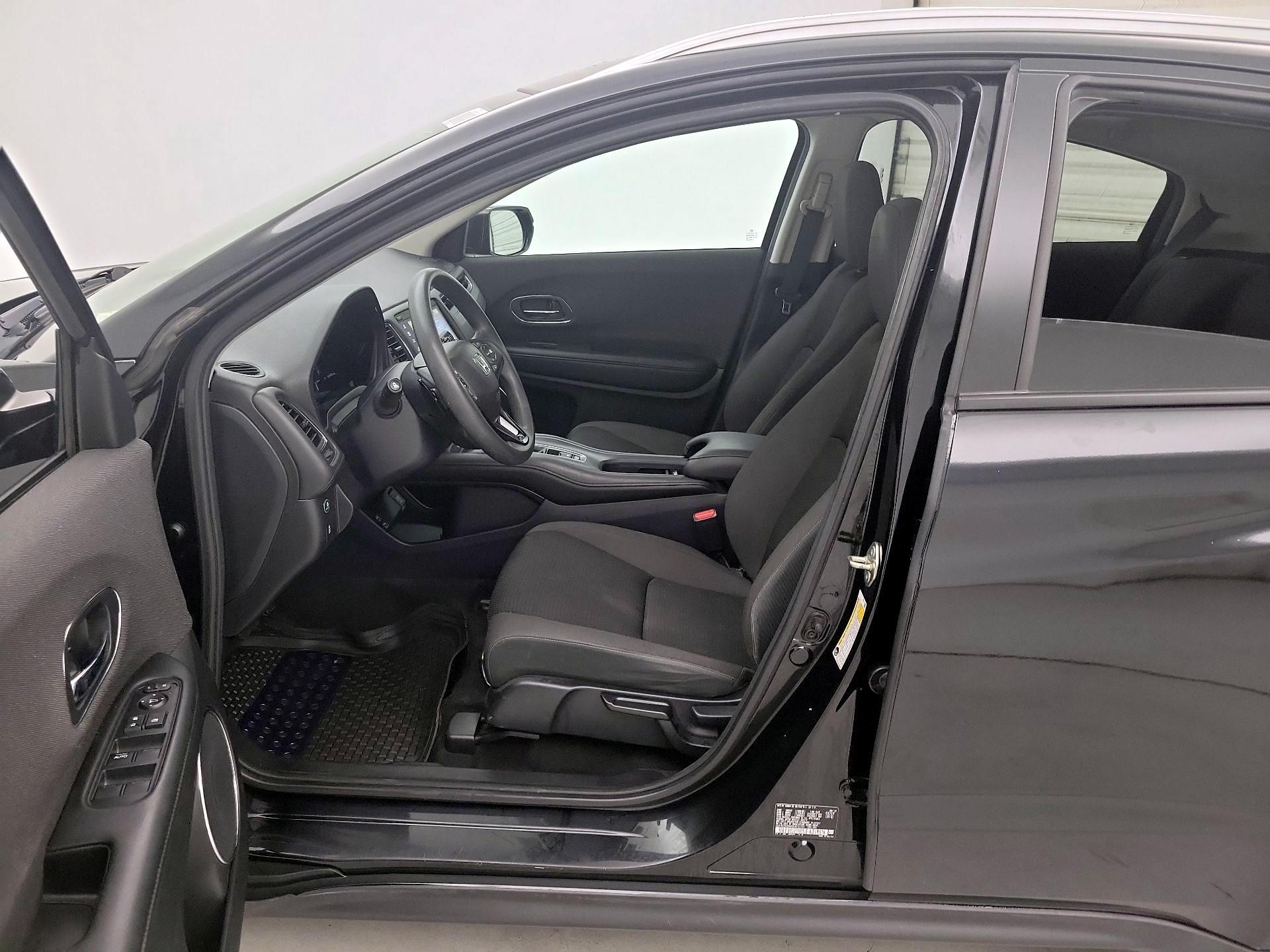 Thumbnail: 2019 Honda HR-V - 11