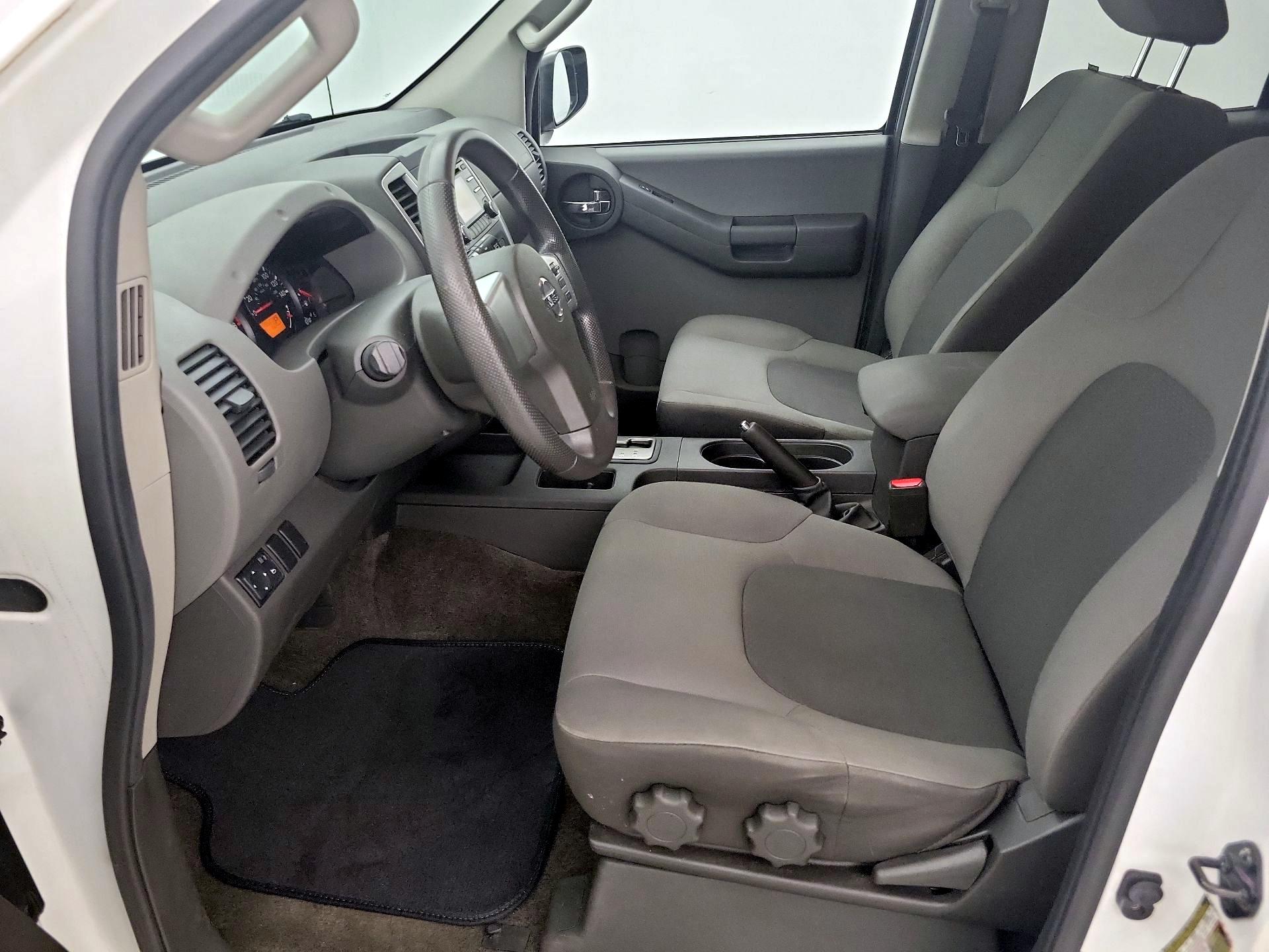 Thumbnail: 2013 Nissan Xterra - 11
