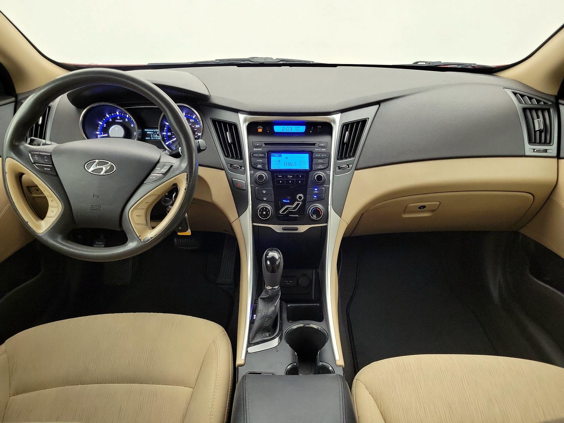 Thumbnail: 2013 Hyundai Sonata - 9