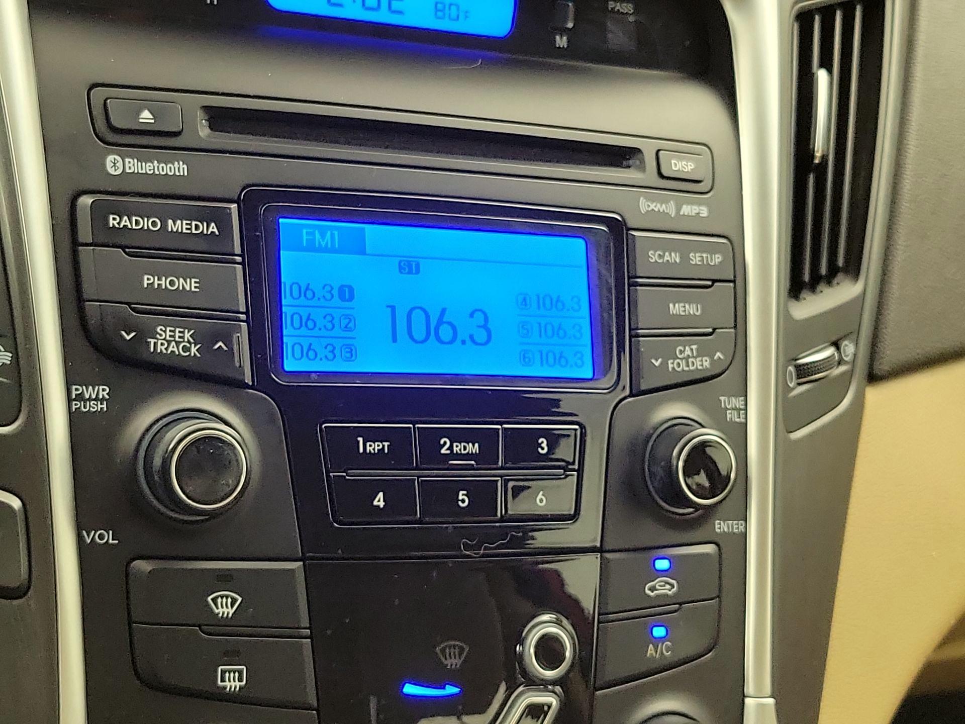 Thumbnail: 2013 Hyundai Sonata - 14