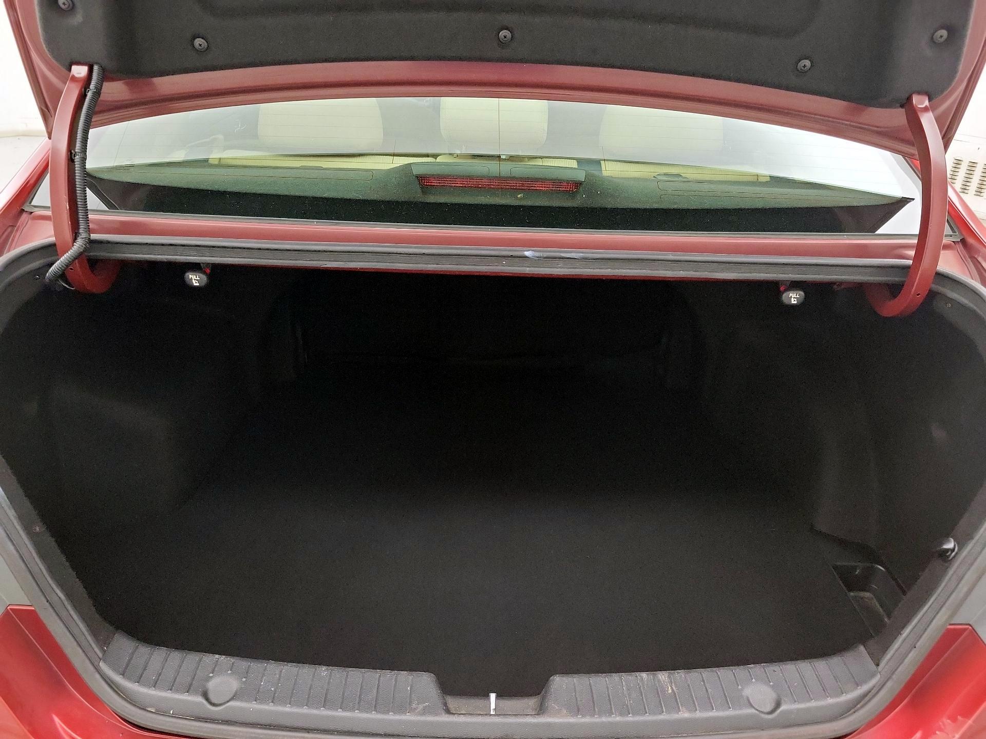 Thumbnail: 2013 Hyundai Sonata - 19