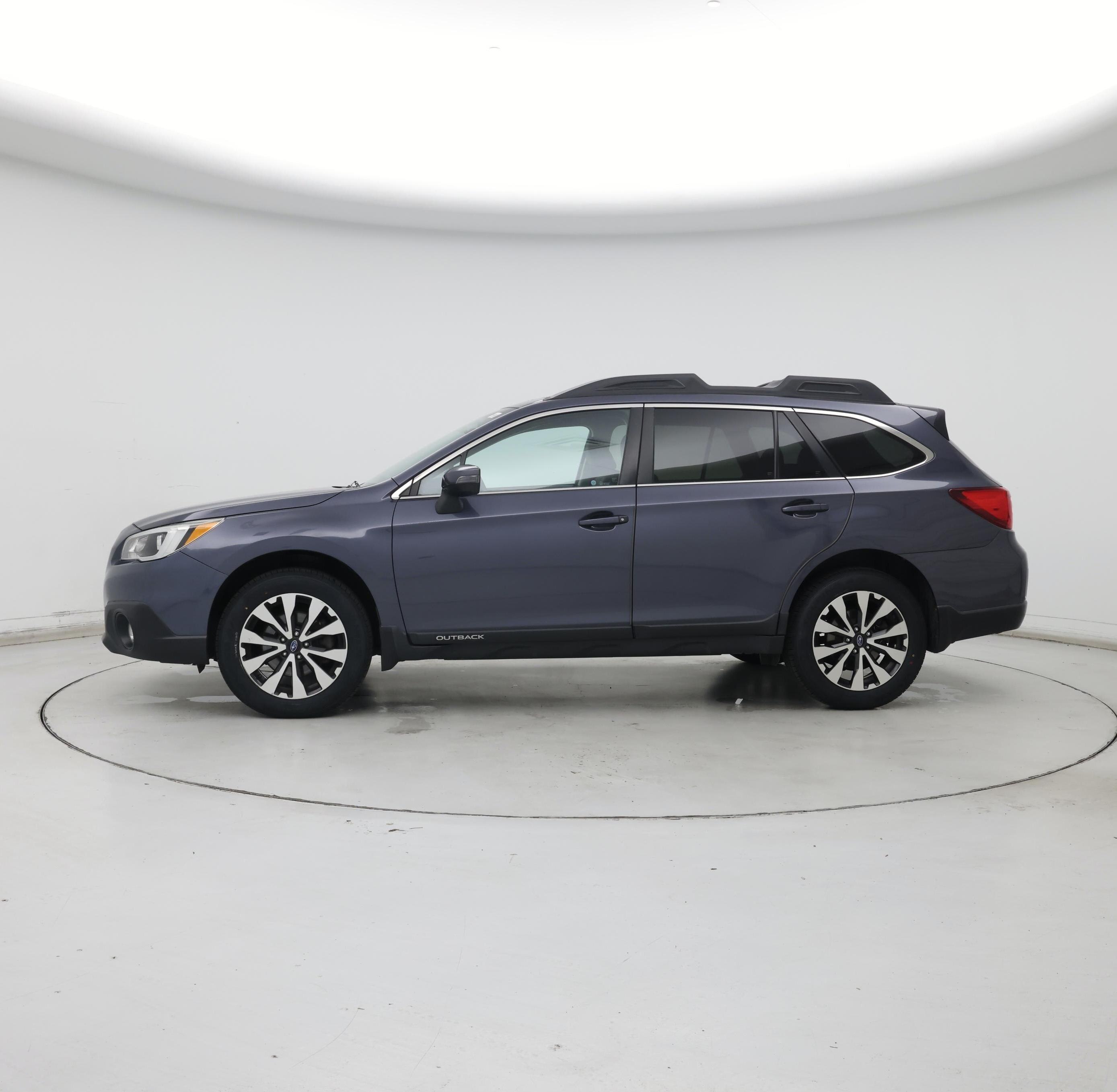 Thumbnail: 2016 Subaru Outback - 3