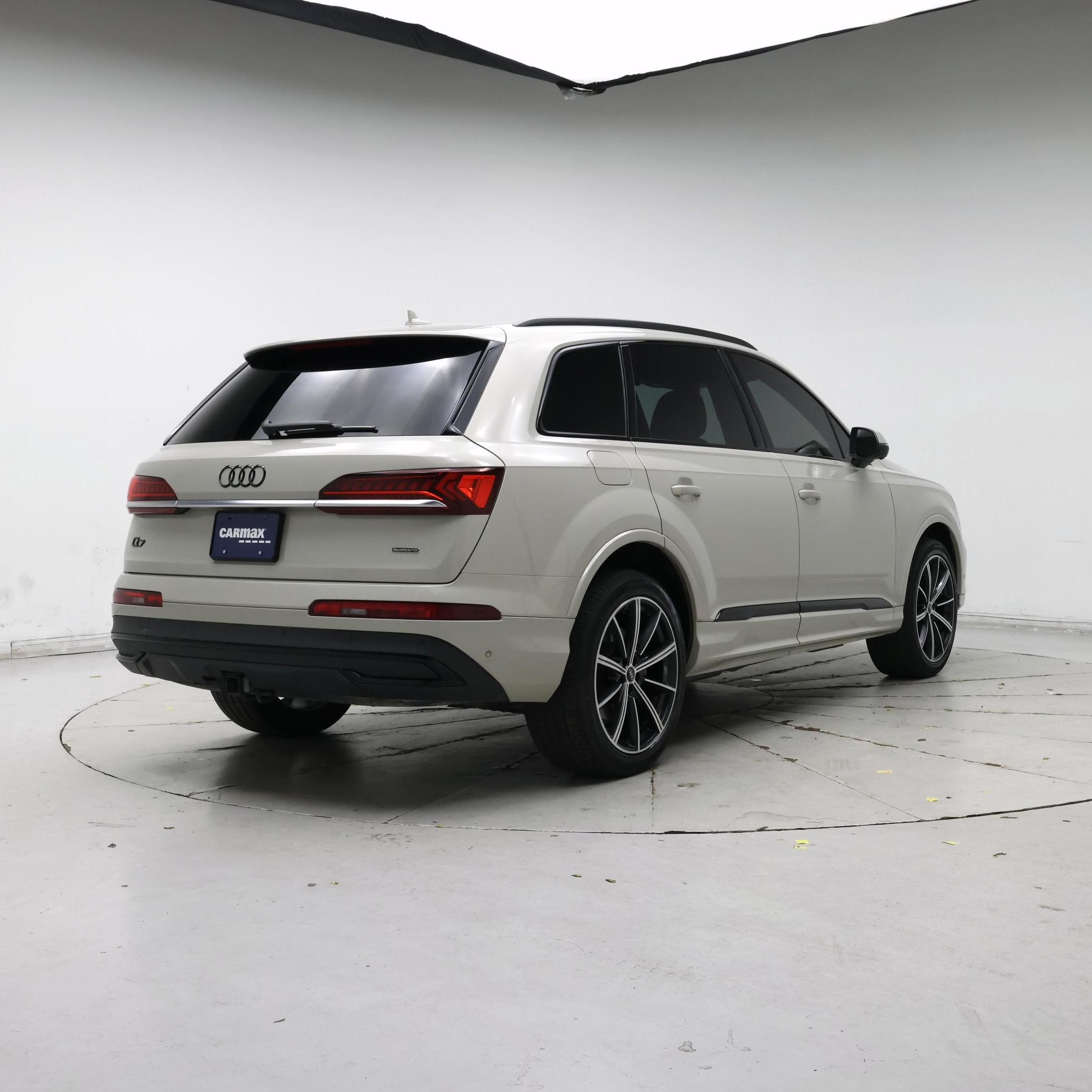 Thumbnail: 2021 Audi Q7 - 8