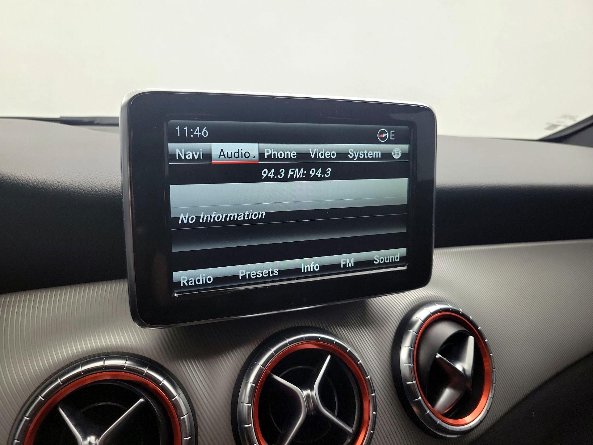 Thumbnail: 2014 Mercedes-Benz CLA - 14