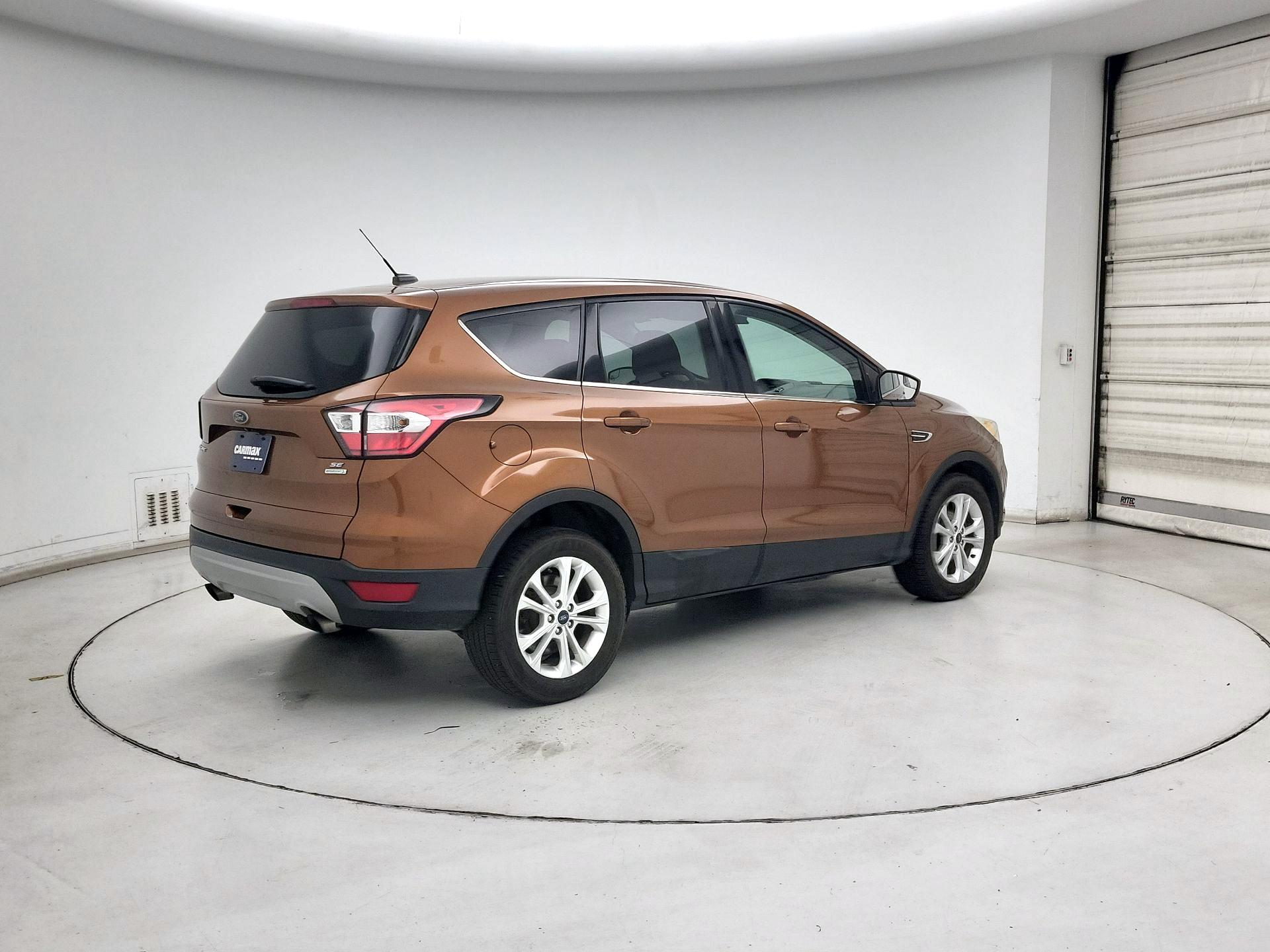 Thumbnail: 2017 Ford Escape - 5