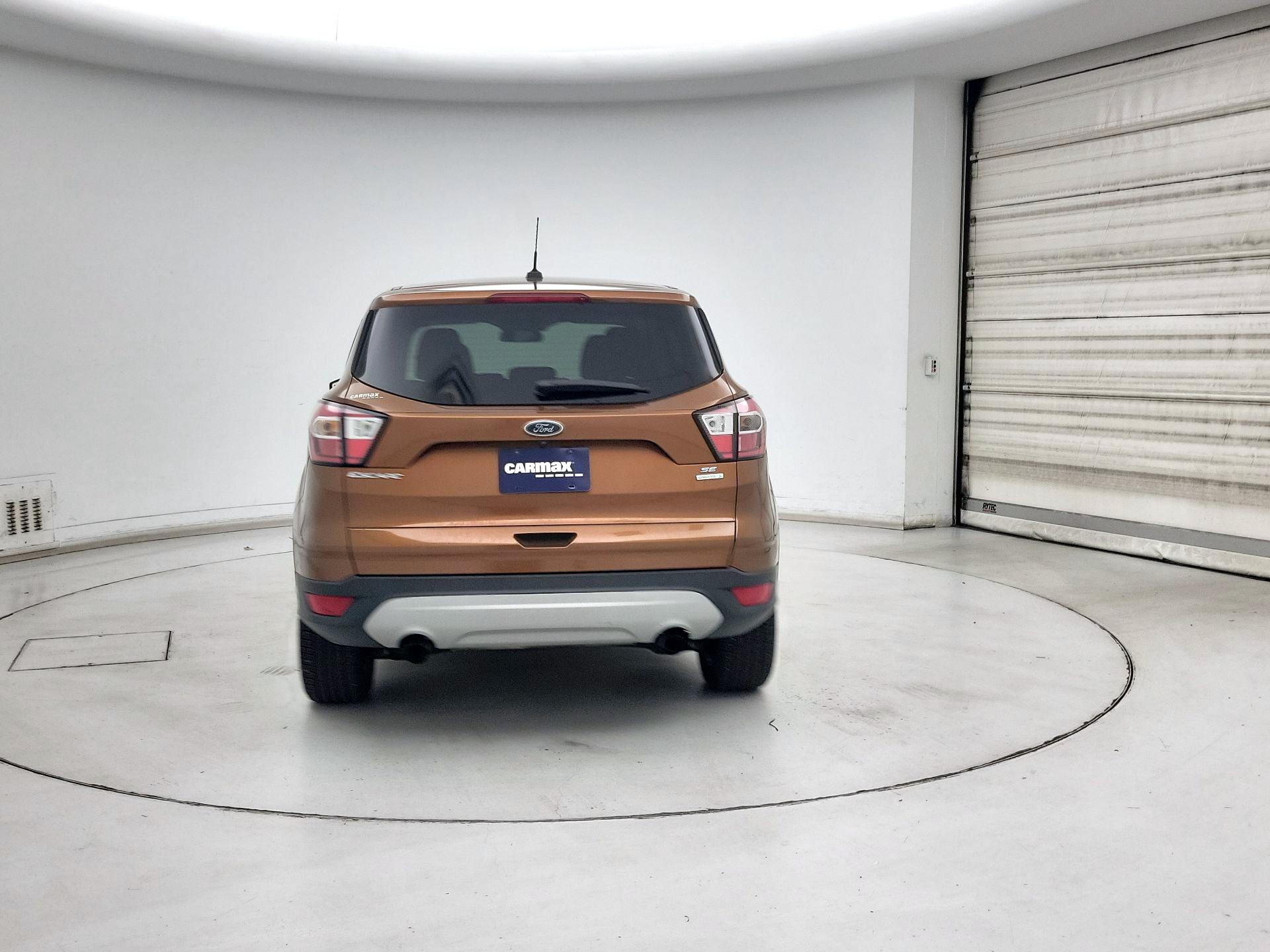 Thumbnail: 2017 Ford Escape - 6