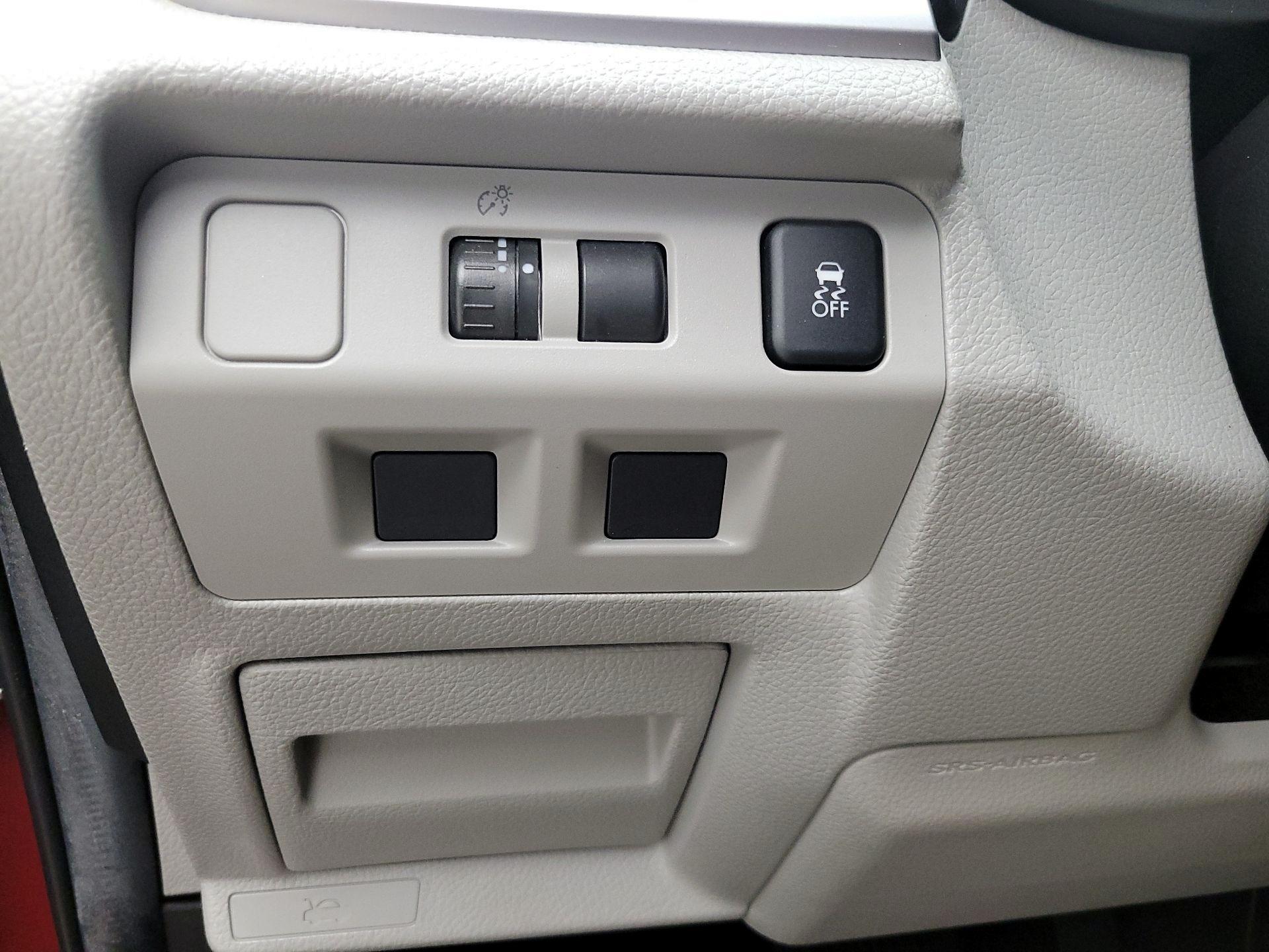 Thumbnail: 2015 Subaru Forester - 13