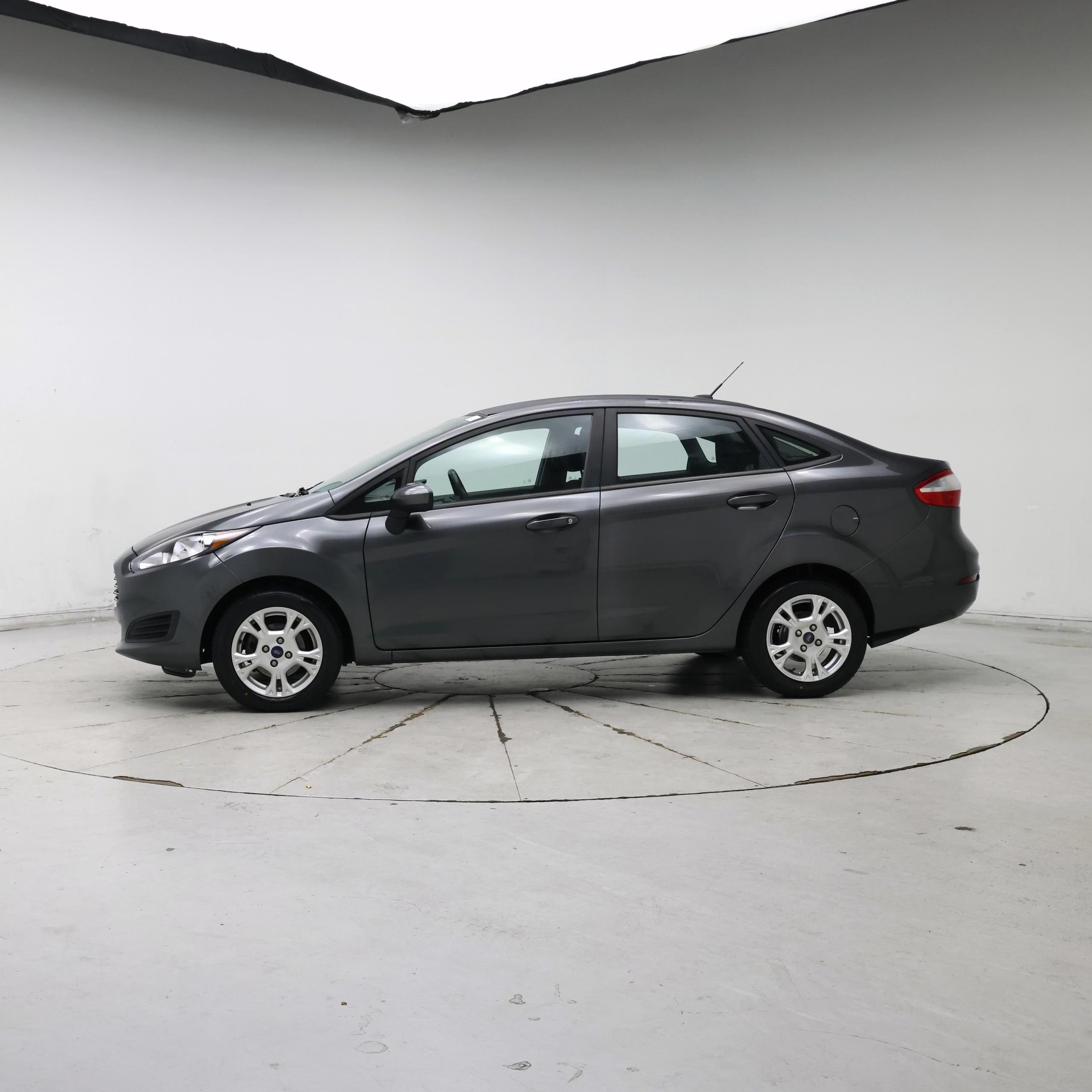 Thumbnail: 2016 Ford Fiesta - 3
