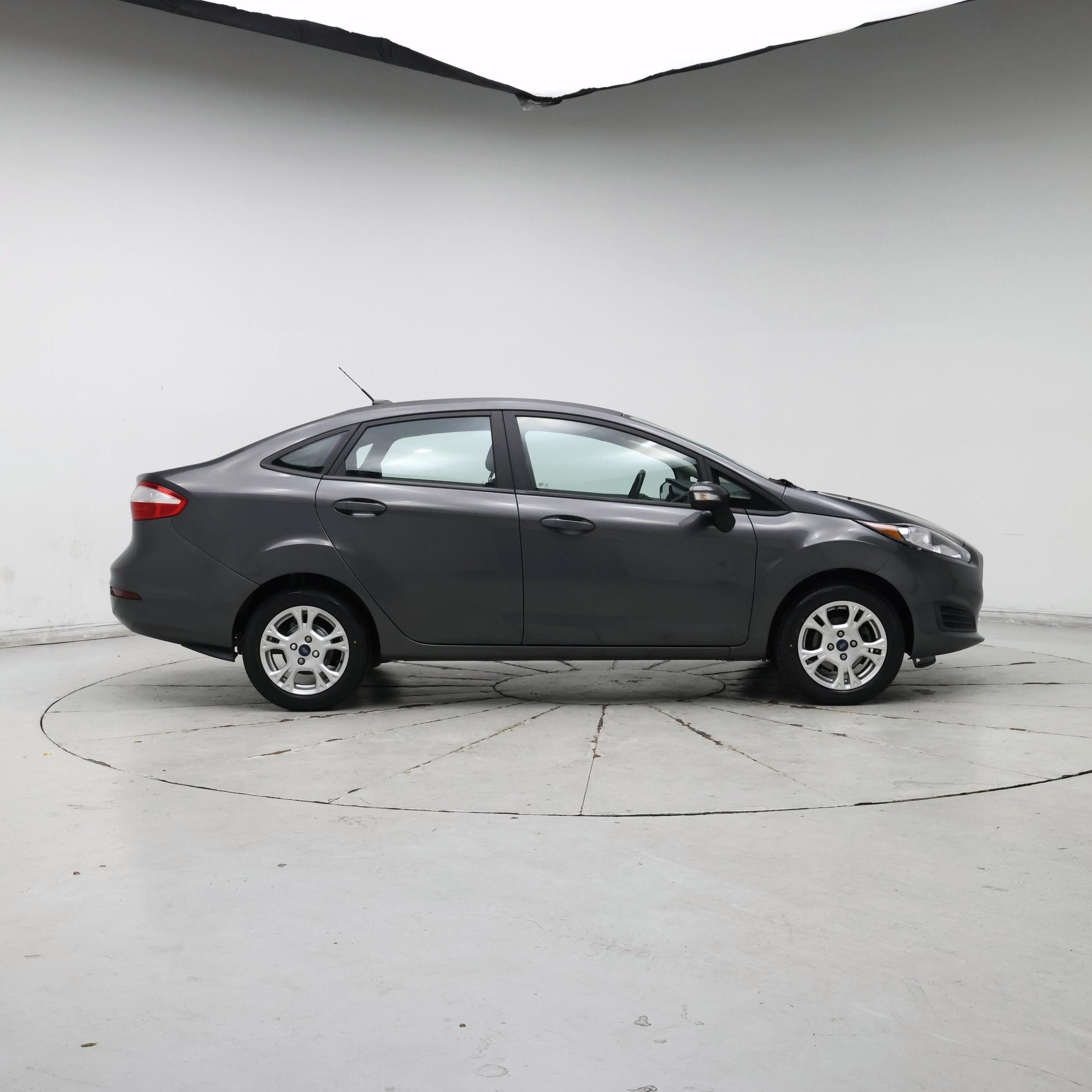 Thumbnail: 2016 Ford Fiesta - 7