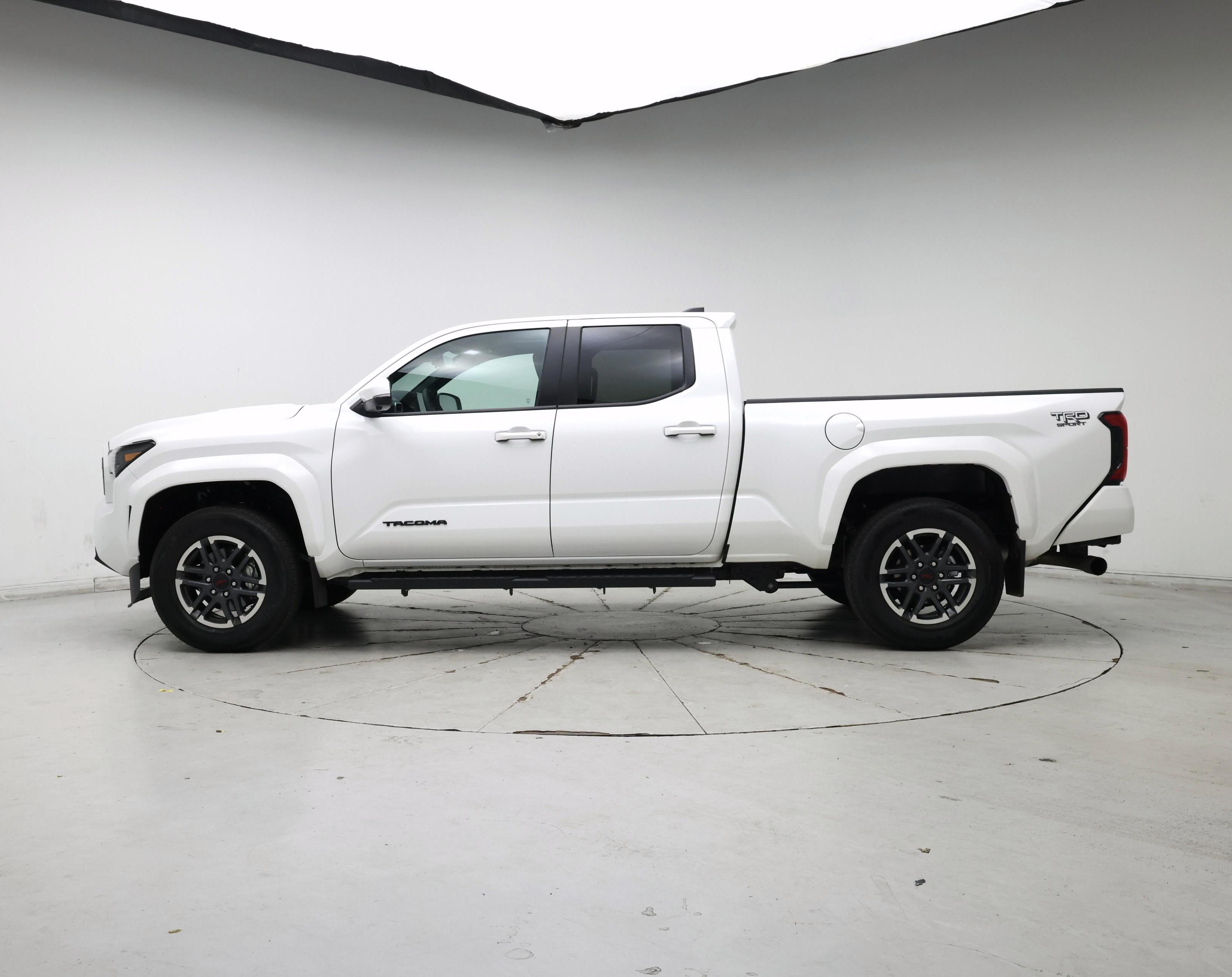 Thumbnail: 2024 Toyota Tacoma - 3