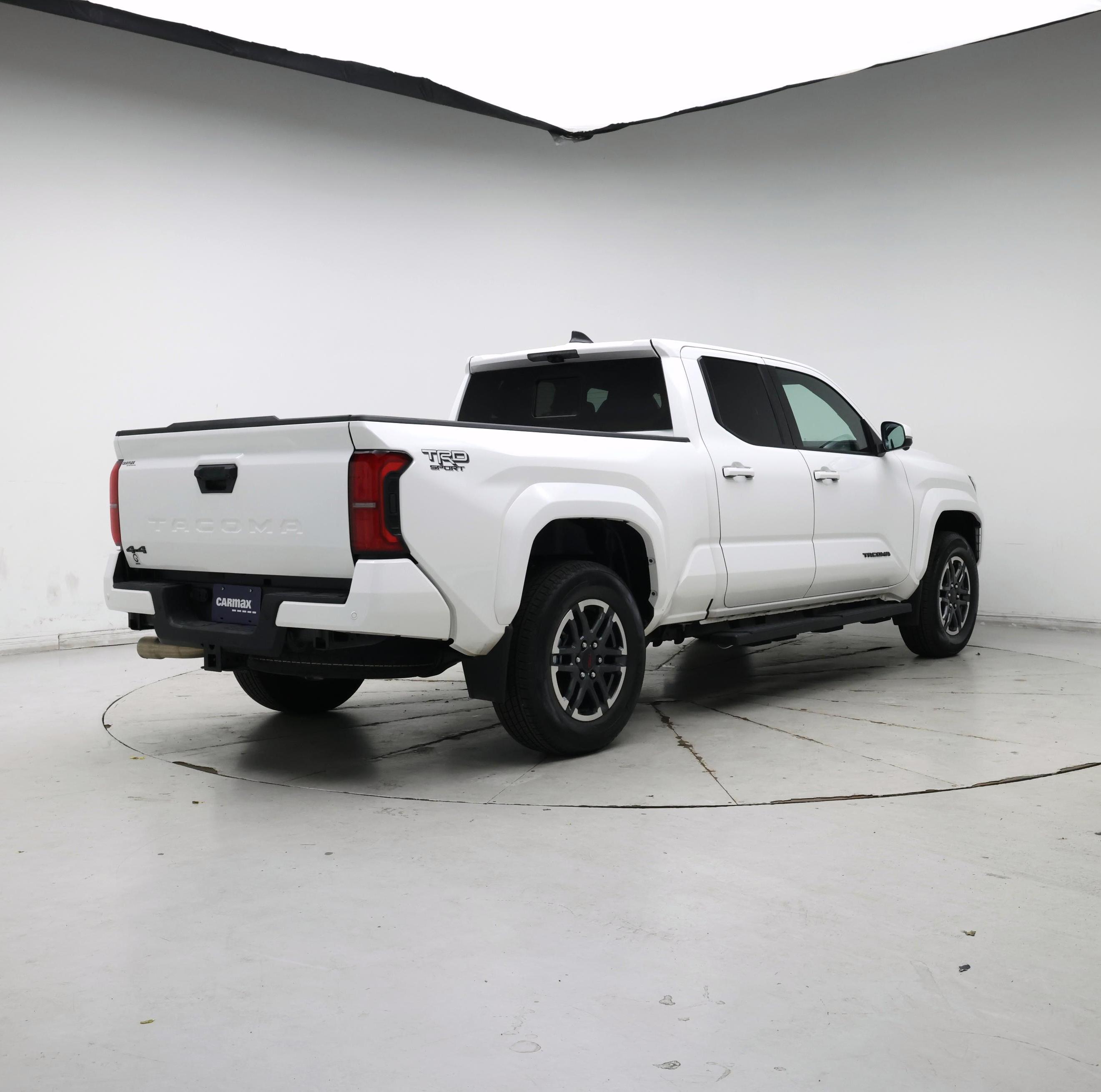 Thumbnail: 2024 Toyota Tacoma - 8