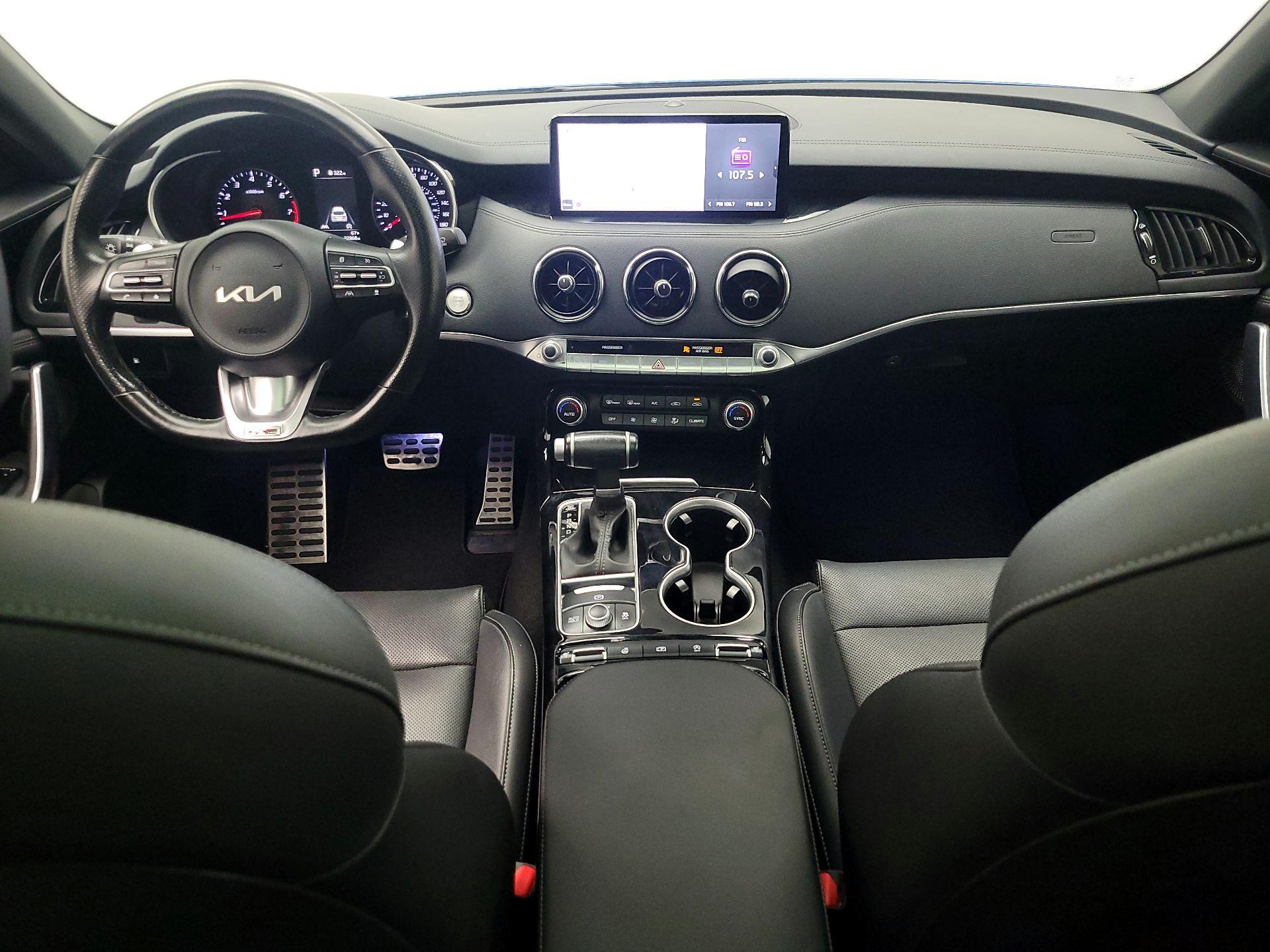 Thumbnail: 2022 Kia Stinger - 9