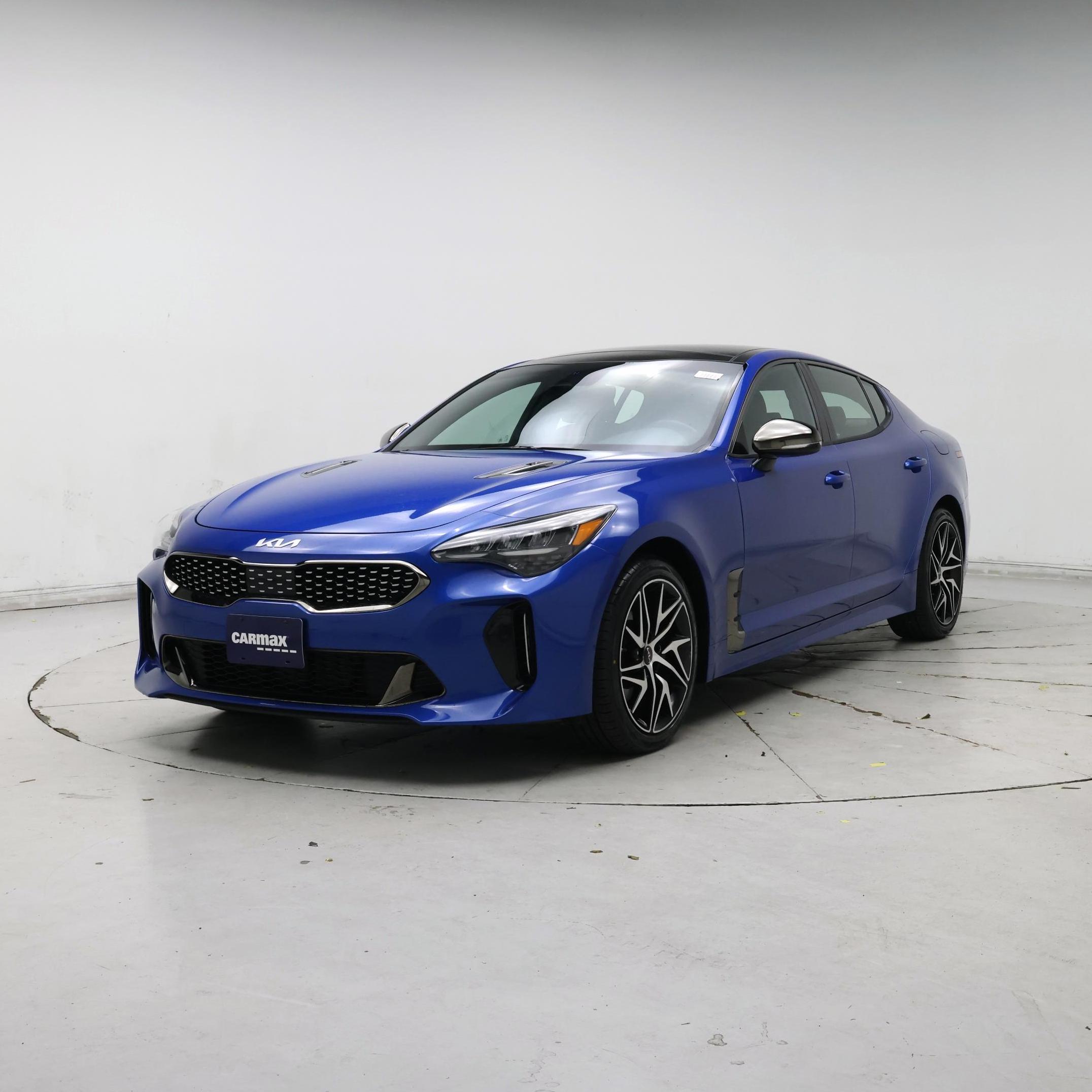 Thumbnail: 2022 Kia Stinger - 4