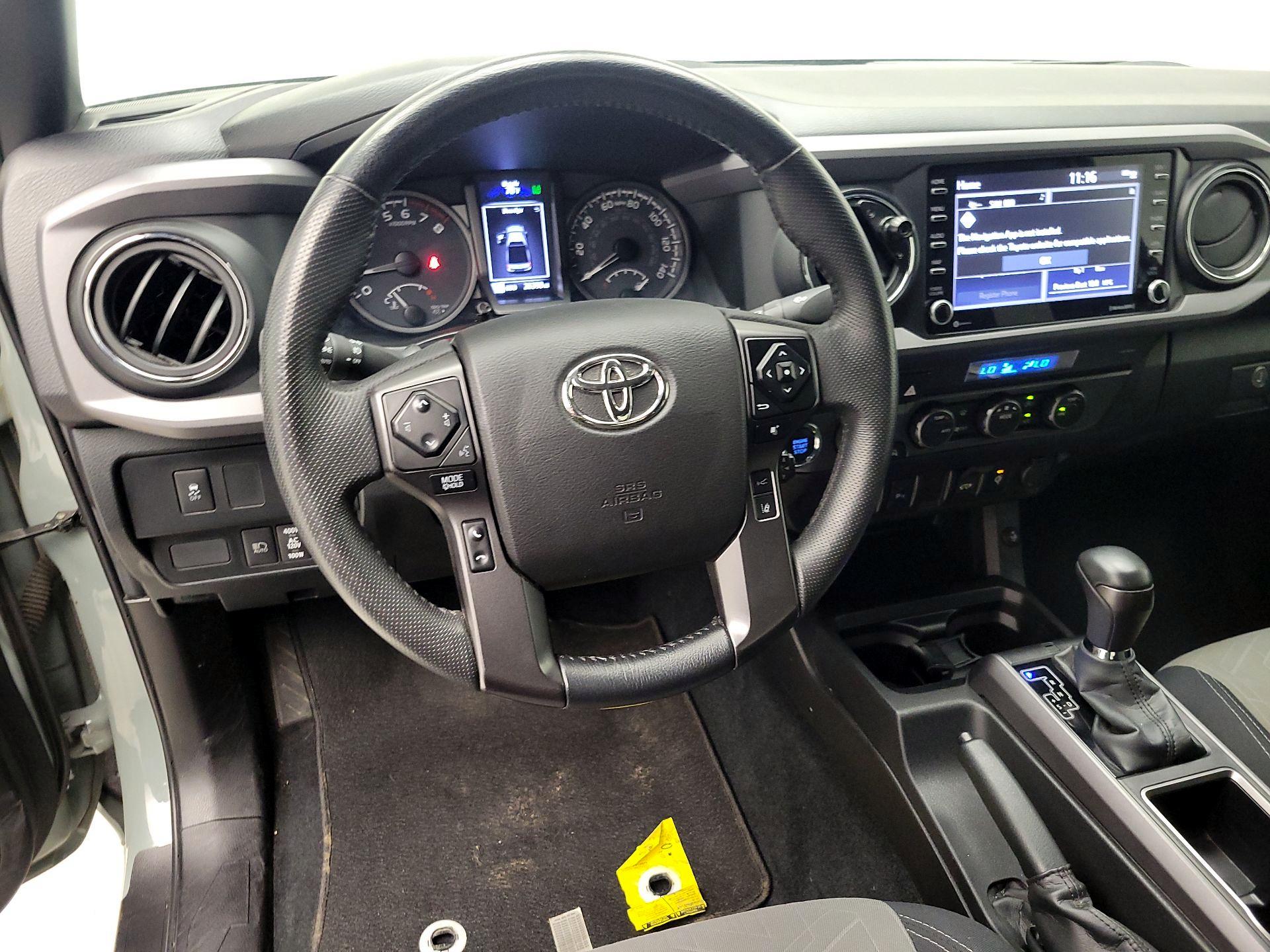 Thumbnail: 2022 Toyota Tacoma - 10