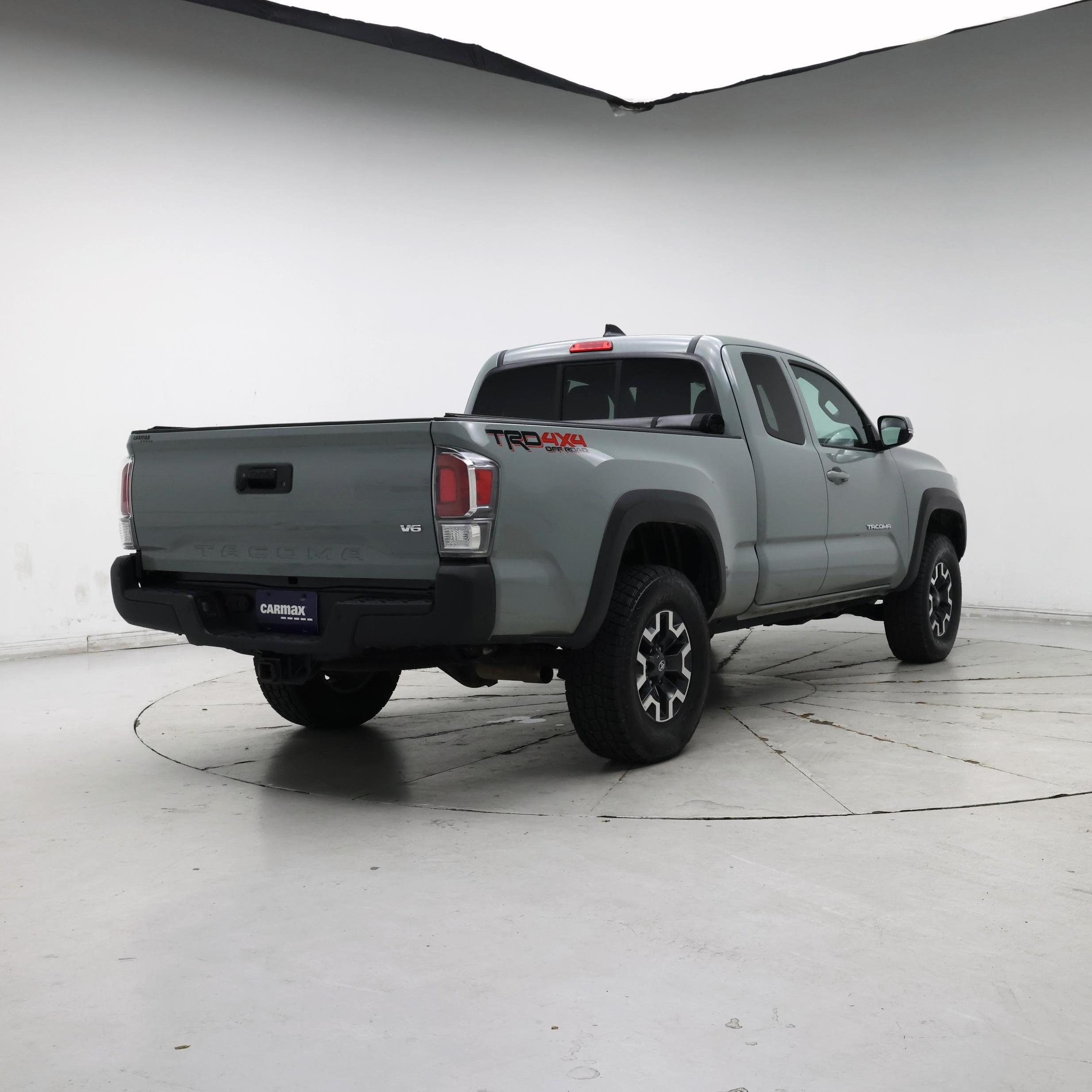 Thumbnail: 2022 Toyota Tacoma - 8