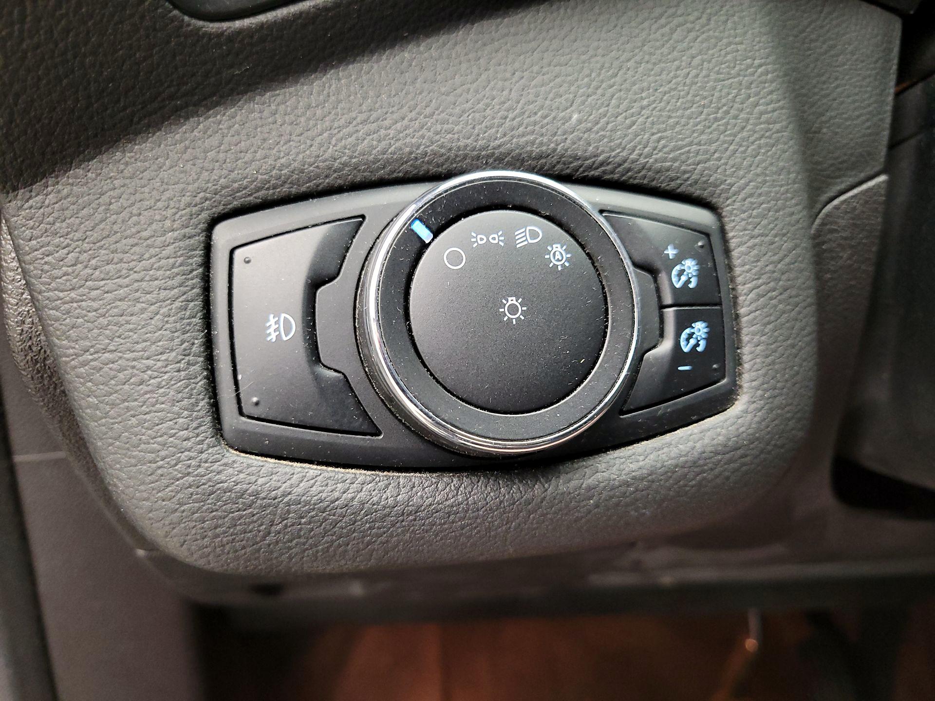 Thumbnail: 2014 Ford Escape - 13