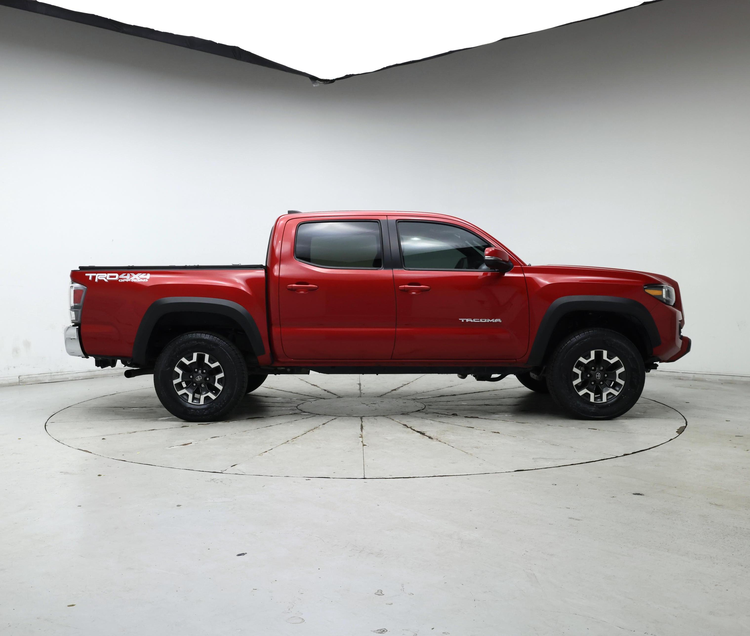 Thumbnail: 2022 Toyota Tacoma - 7
