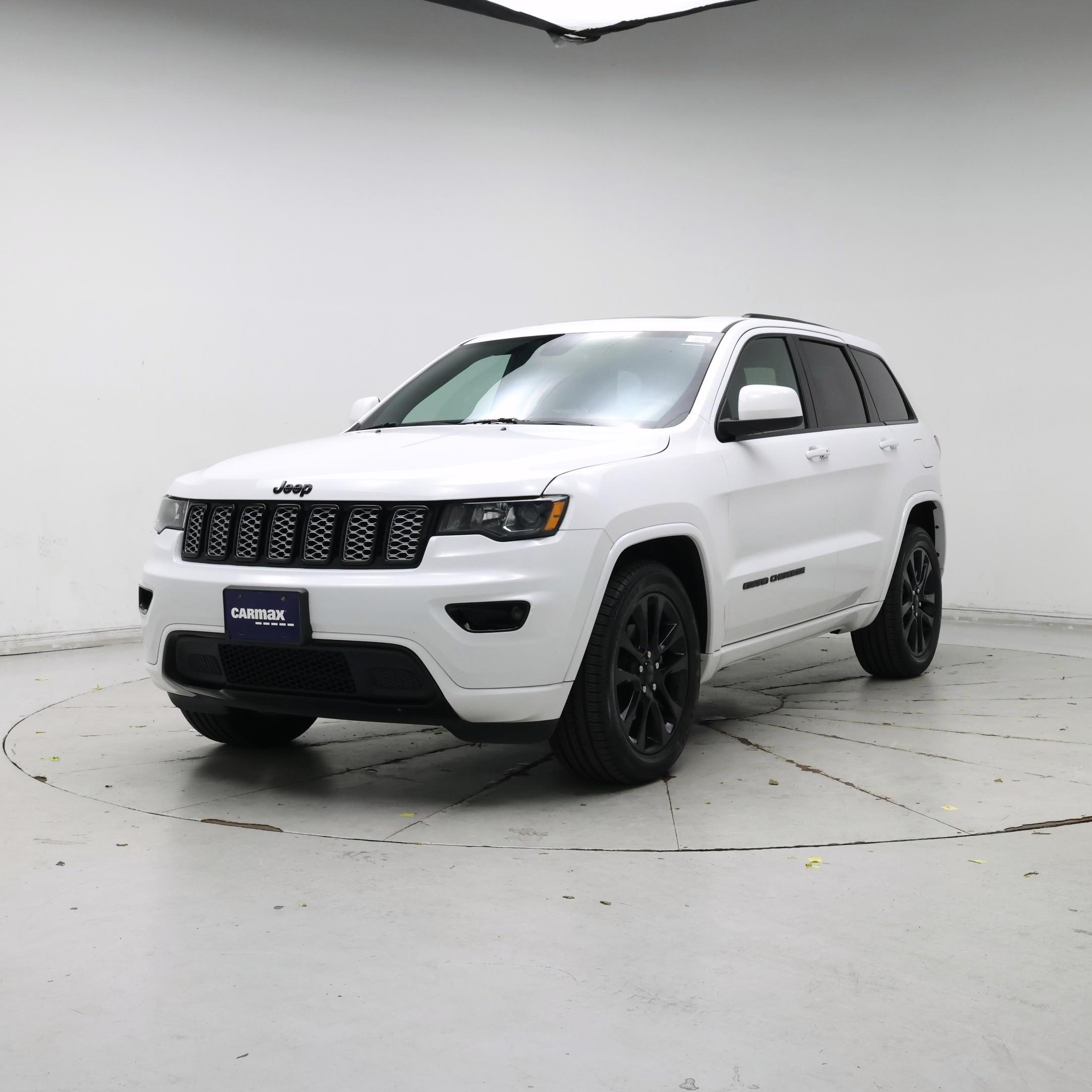 Thumbnail: 2018 Jeep Grand Cherokee - 4