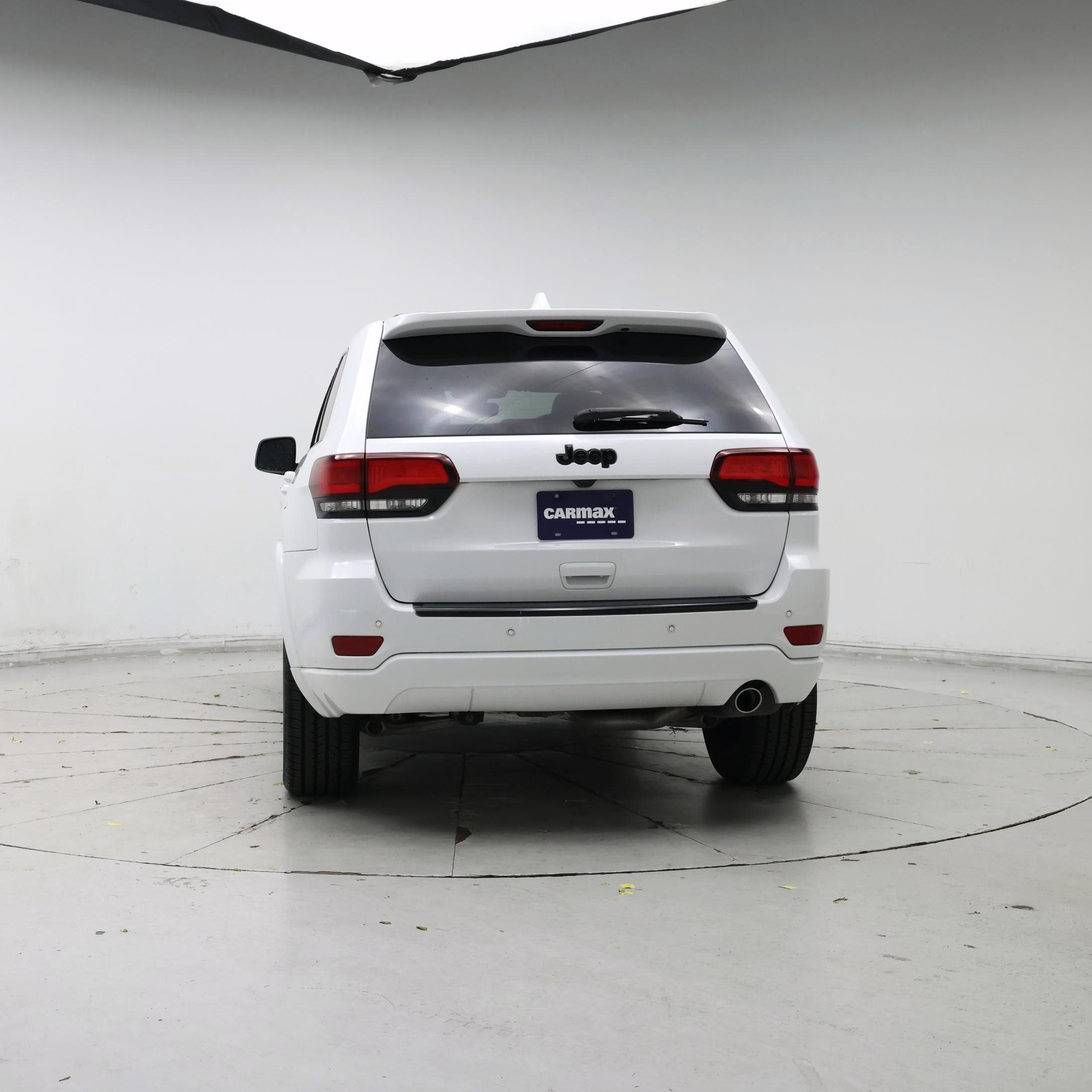 Thumbnail: 2018 Jeep Grand Cherokee - 6