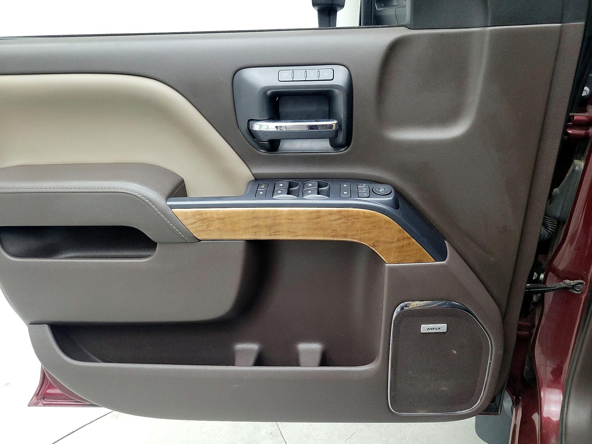 Thumbnail: 2017 Chevrolet Silverado 3500 - 12