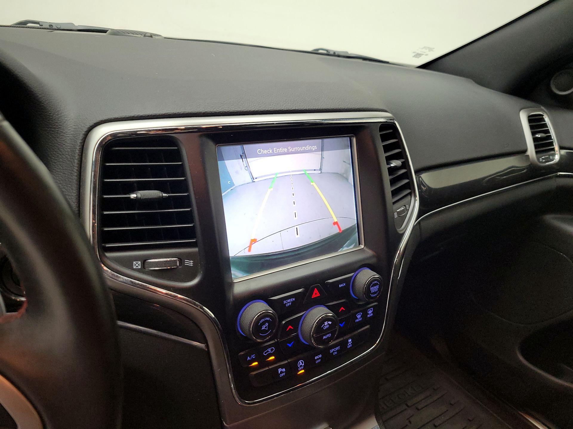 Thumbnail: 2017 Jeep Grand Cherokee - 15