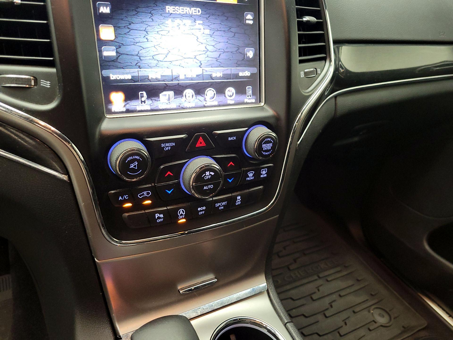 Thumbnail: 2017 Jeep Grand Cherokee - 17