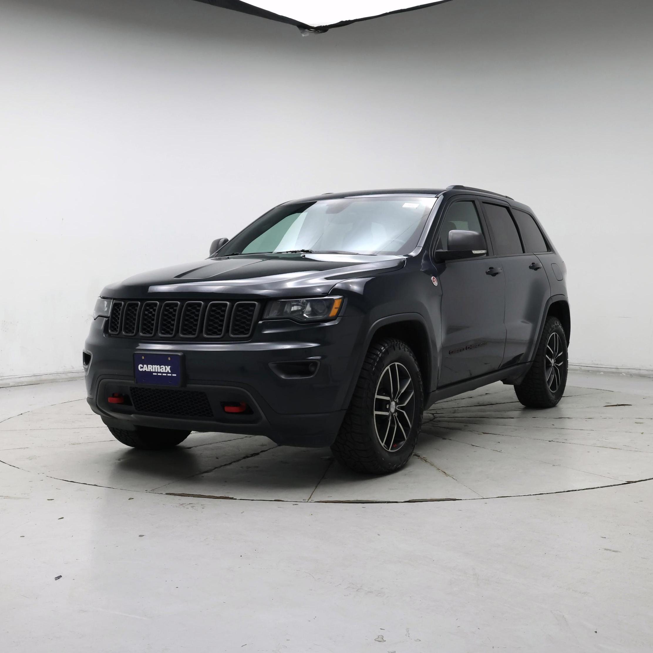 Thumbnail: 2017 Jeep Grand Cherokee - 4